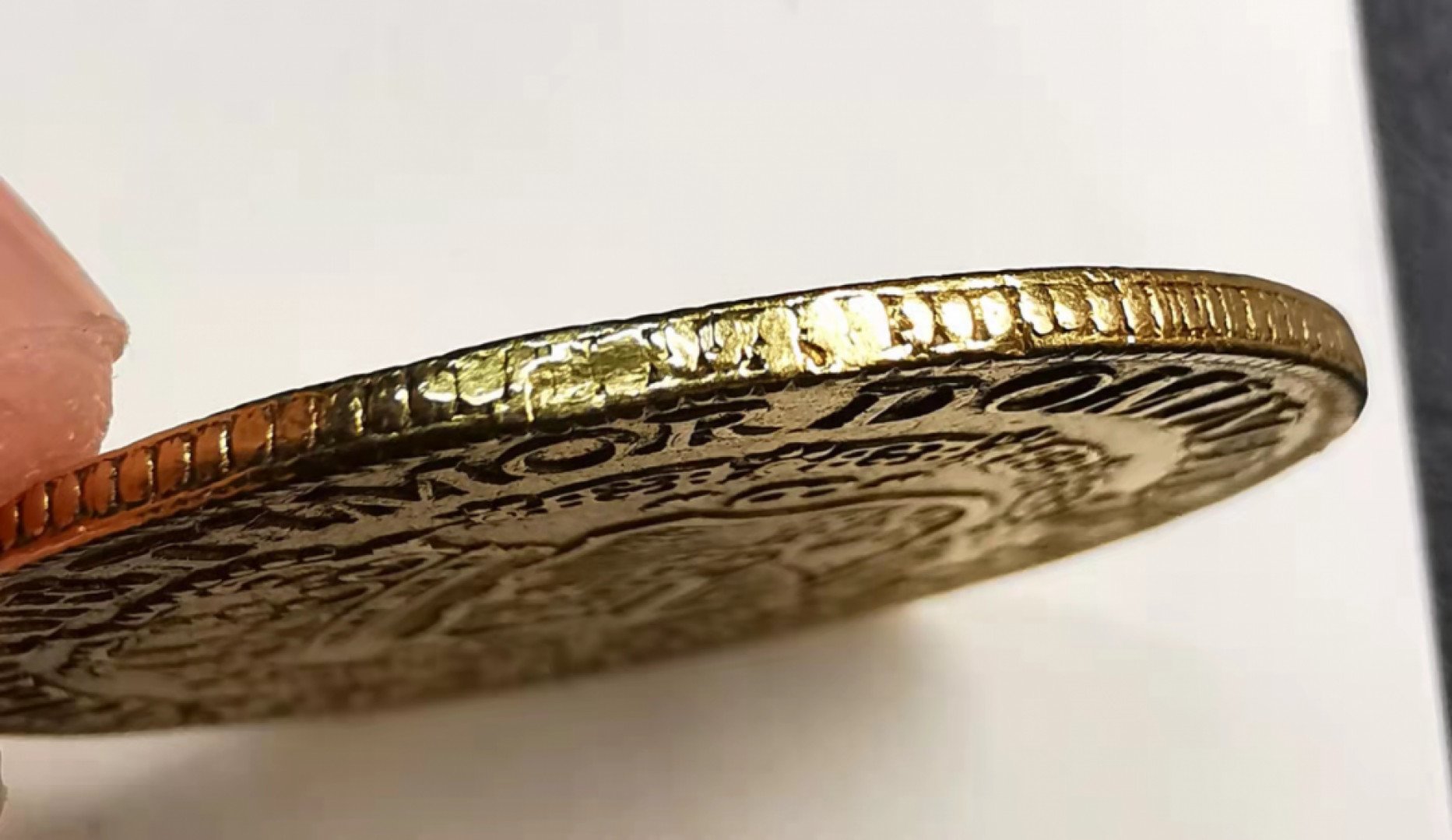 凡希社世界钱币微拍第一百七十期 荐！1751LM秘鲁费迪南多六世8E大金币XF/AU边略有修补痕迹27.07g 917金