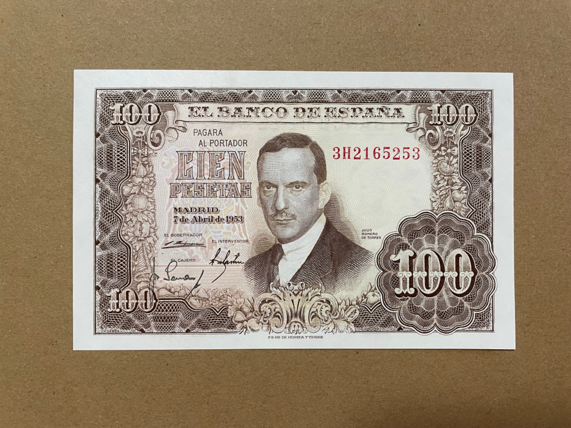 《张总收藏》36期—欧洲精品 西班牙100比塞塔 UNC 1953年 西班牙画家胡里奥·托雷斯