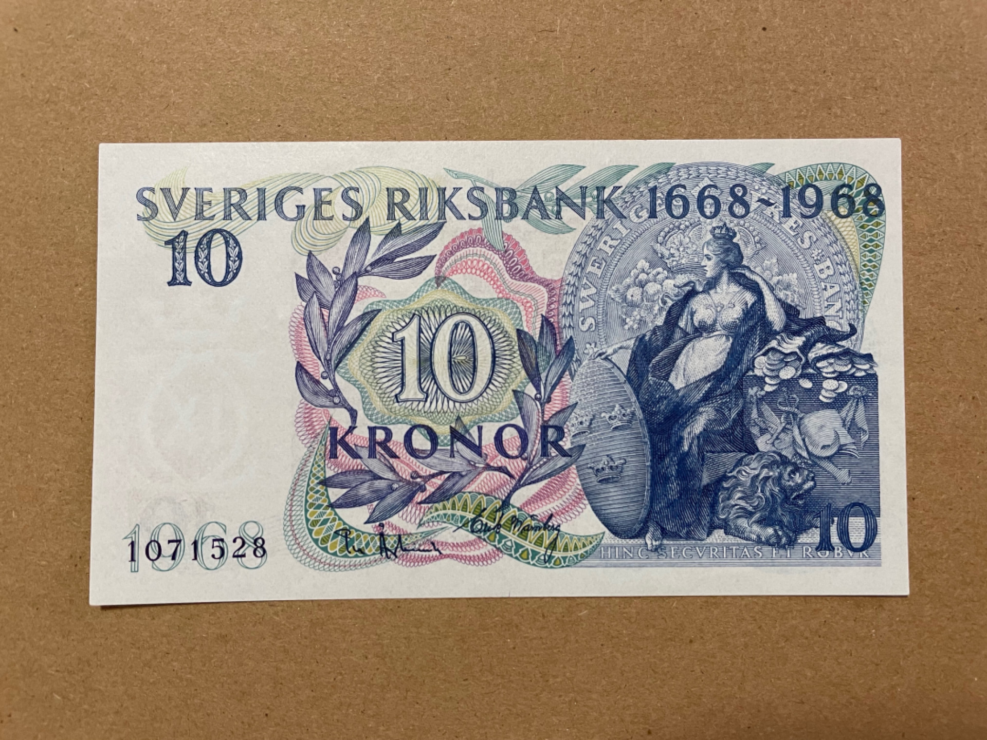 《张总收藏》36期—欧洲精品 瑞典10克朗 UNC  1968年 瑞典银行成立300周年纪念钞
