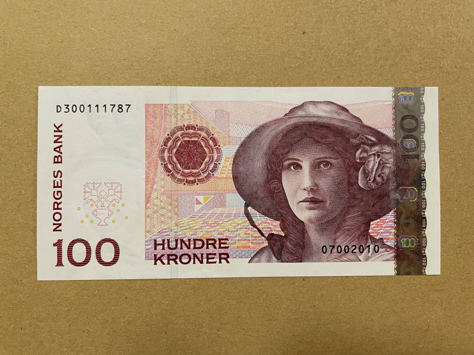 《张总收藏》36期—欧洲精品 挪威100克朗 UNC 2010年