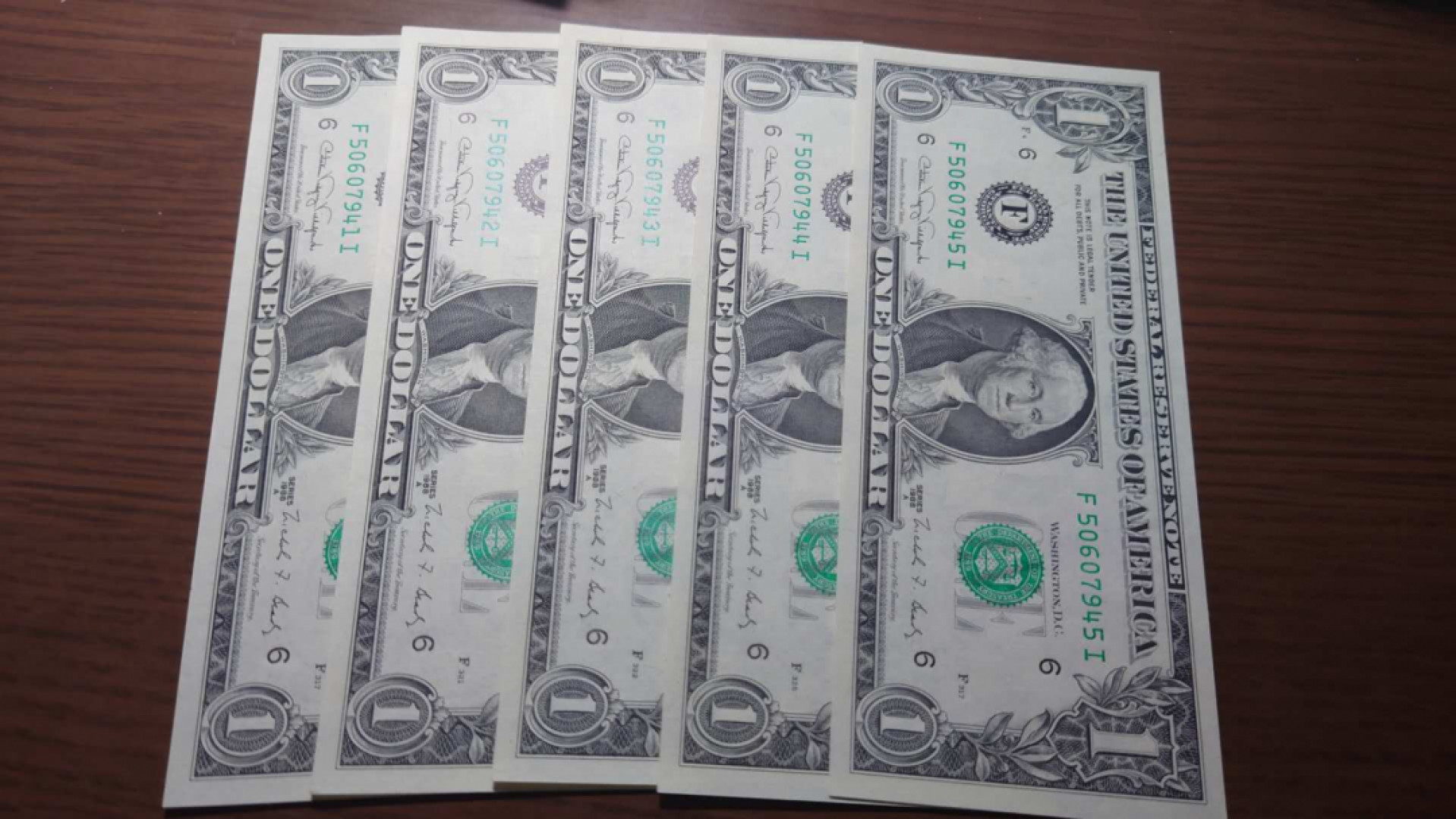 【囧羊收藏】精选微拍第37期暨2021年第28期 各国纸币精选 1988A版美国1元 5张连号 全新UNC