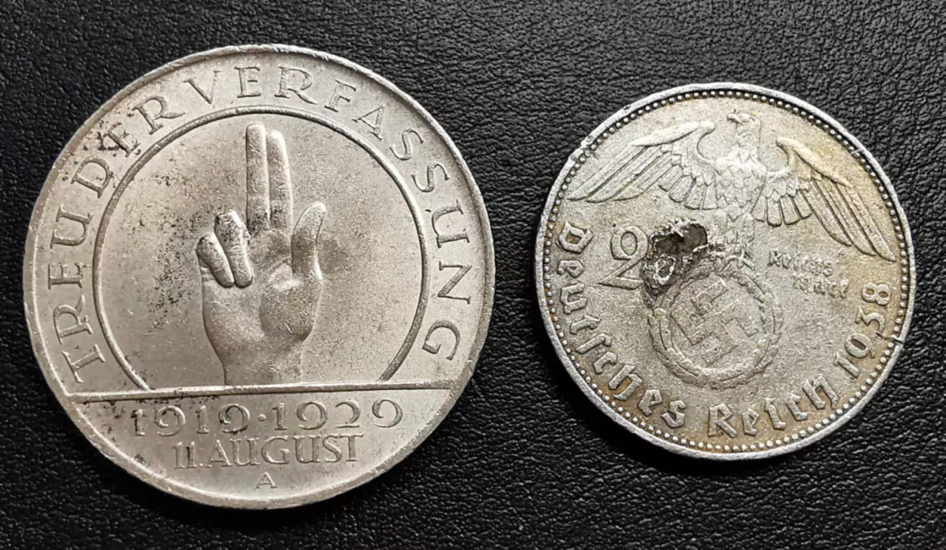 凡希社世界钱币微拍副品交流自动拍专场三 兴登堡银币两枚VF/UNC