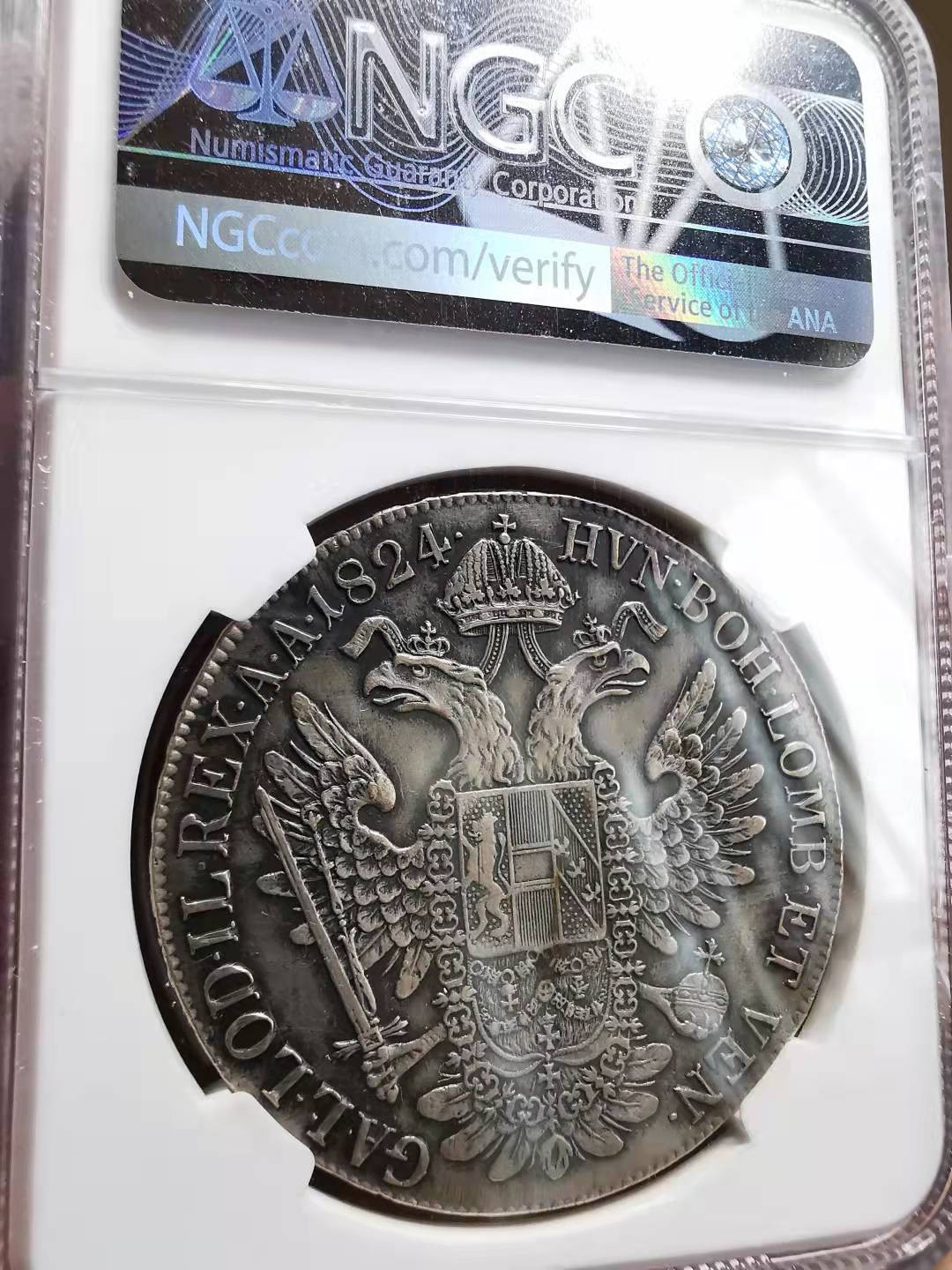 凡希社世界钱币微拍副品交流自动拍专场三 1824A奥地利皇帝弗朗西斯一世泰勒大银NGC-AUD挂件取下