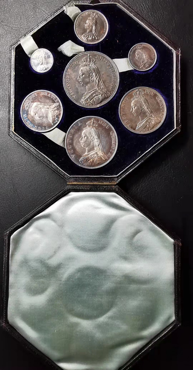 凡希社世界钱币微拍副品交流自动拍专场三 荐！1887英国老维高冠七枚套AU/UNC私人盒子