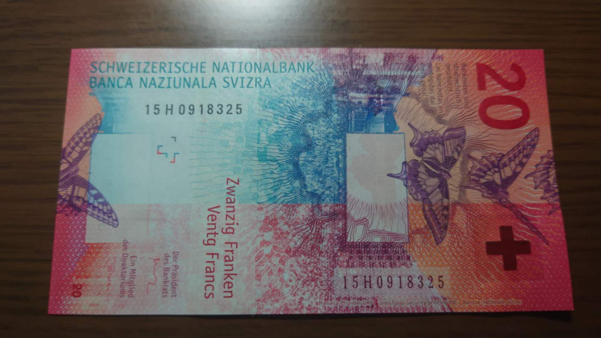 【囧羊收藏】精选微拍第37期暨2021年第28期 各国纸币精选 2015年瑞士20法郎 手版 全新UNC无47尾号325