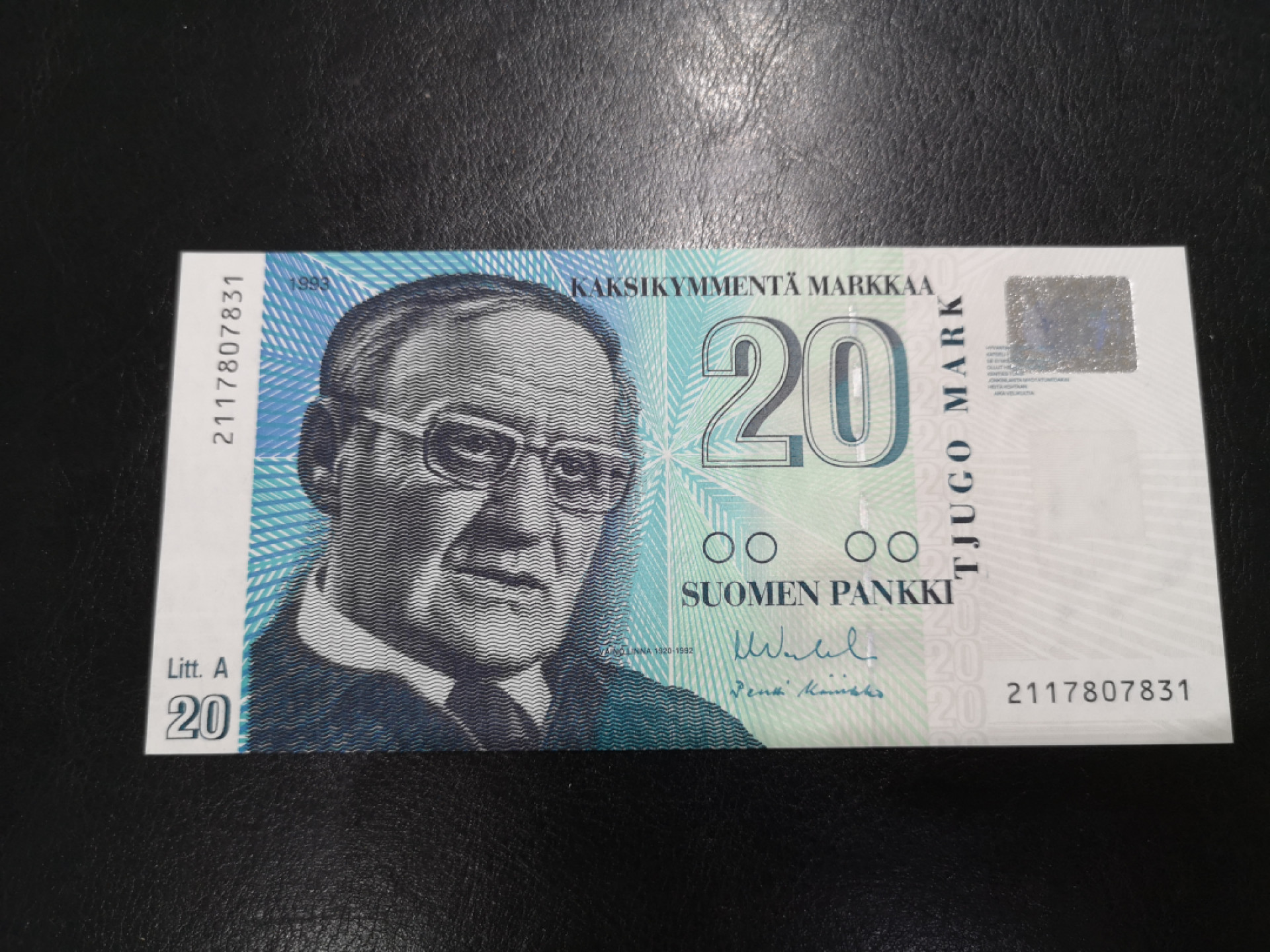 《外钞收藏家》第一百二十八期拍卖 1993年芬兰20马克 全新UNC