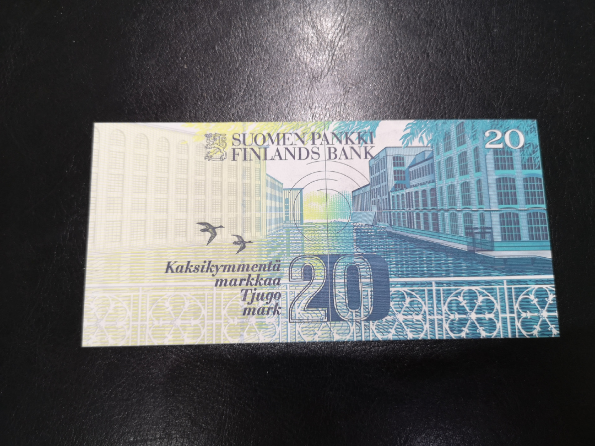 《外钞收藏家》第一百二十八期拍卖 初版 1993年芬兰20马克 全新UNC 初版