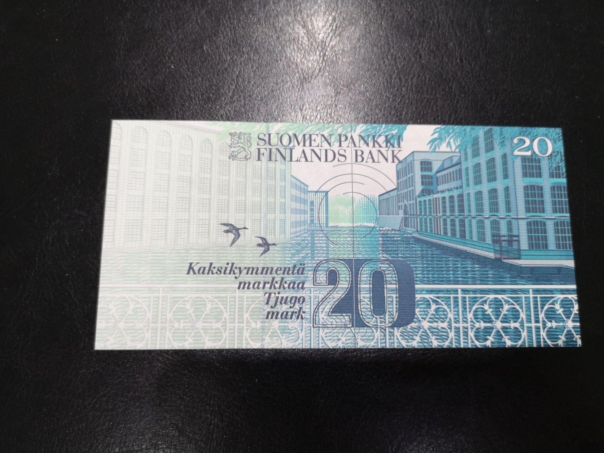 《外钞收藏家》第一百二十八期拍卖 1993年芬兰20马克 全新UNC