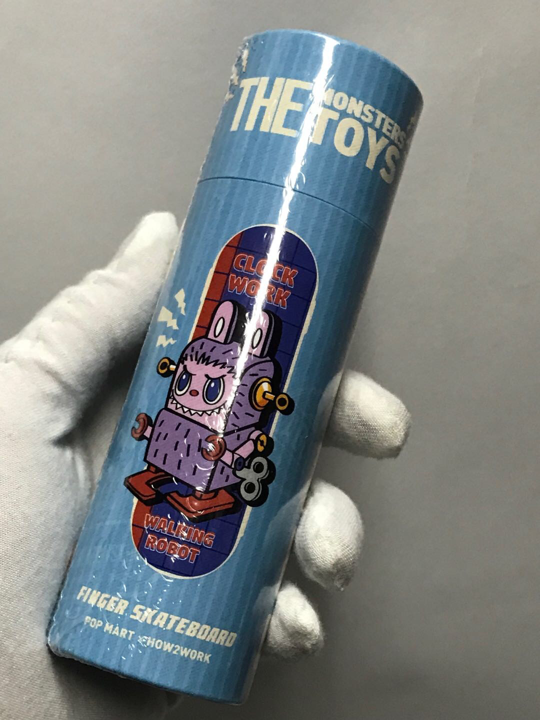 零元拍：POPMART泡泡玛特 The Monsters精灵玩具系列手指滑板网红创意盲盒，一天拍一个，看看你运气能不能拍到隐藏版。
