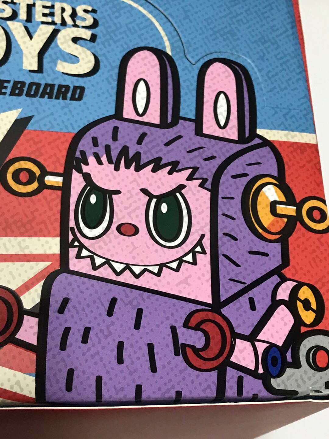 零元拍：POPMART泡泡玛特 The Monsters精灵玩具系列手指滑板网红创意盲盒，一天拍一个，看看你运气能不能拍到隐藏版。