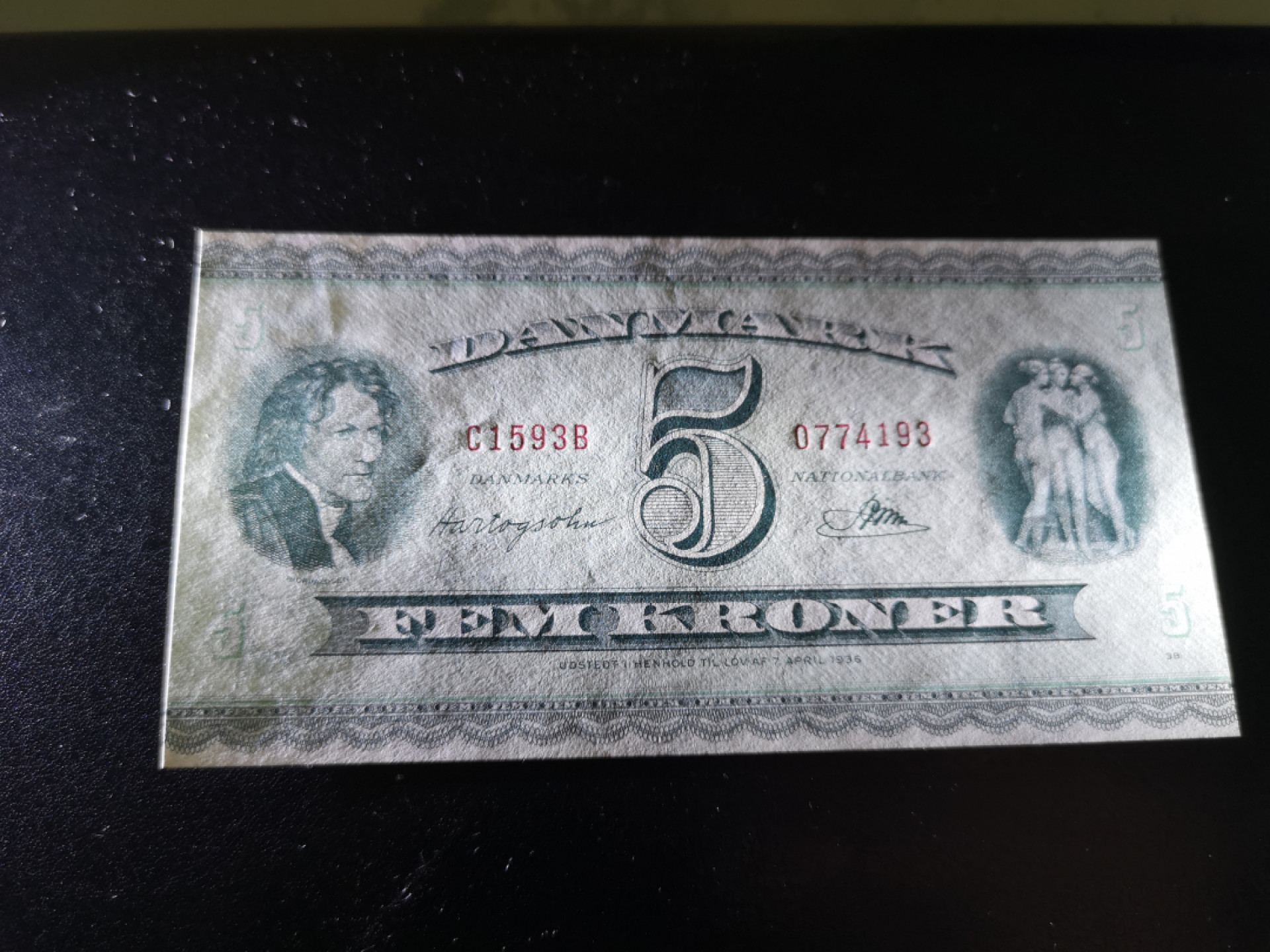 《外钞收藏家》第一百二十八期拍卖 1936年丹麦5克朗 全新UNC