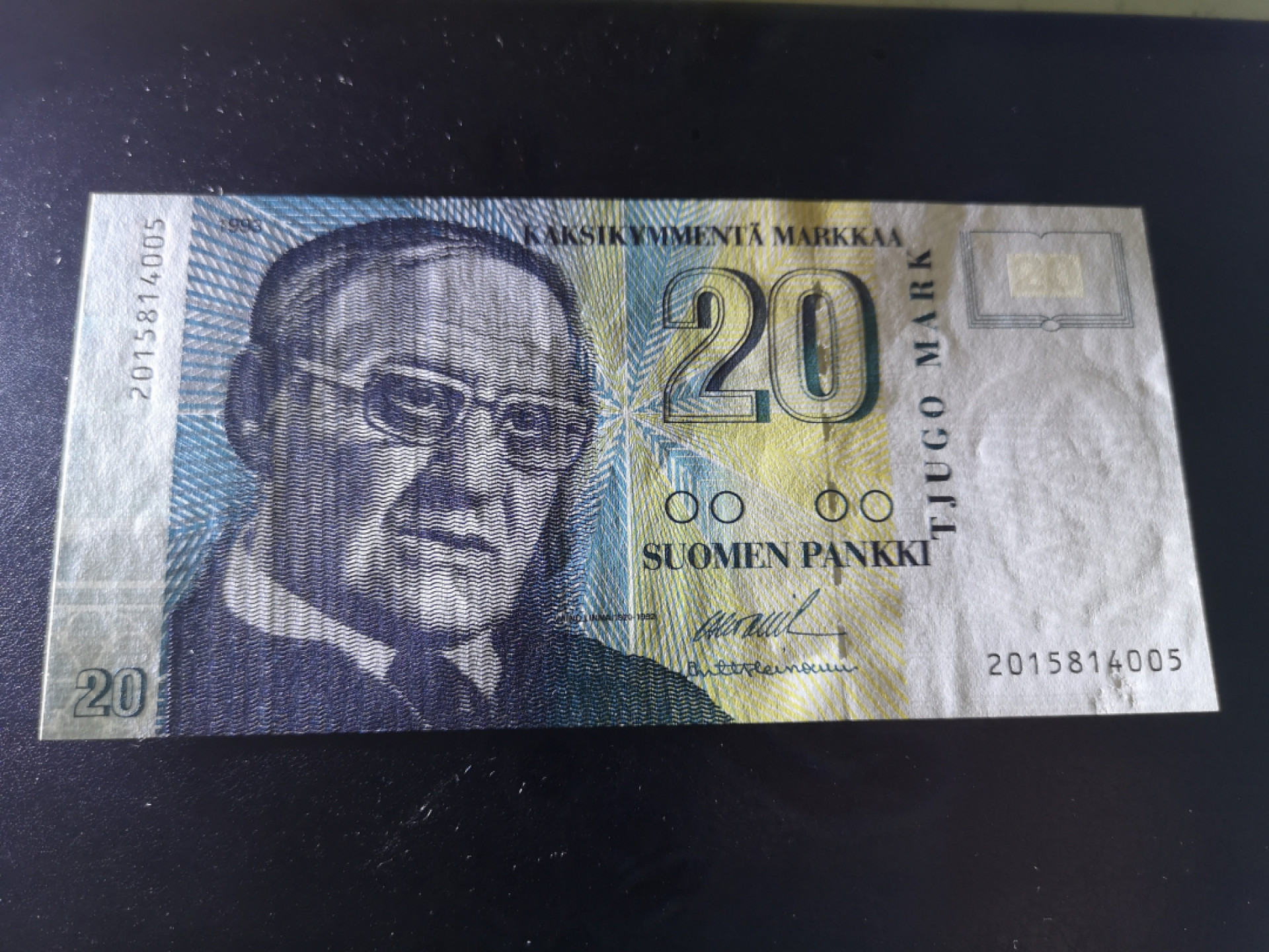 《外钞收藏家》第一百二十八期拍卖 初版 1993年芬兰20马克 全新UNC 初版