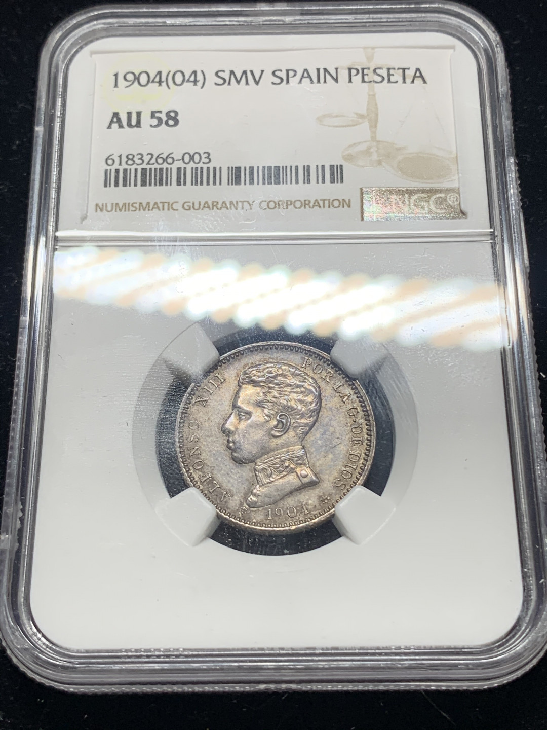 《竞宝斋》钱币微拍-第5场（0佣金包邮） NGC-AU58 西班牙1904年 军装 1比塞塔 银币 黑色包浆 此版好品的少见