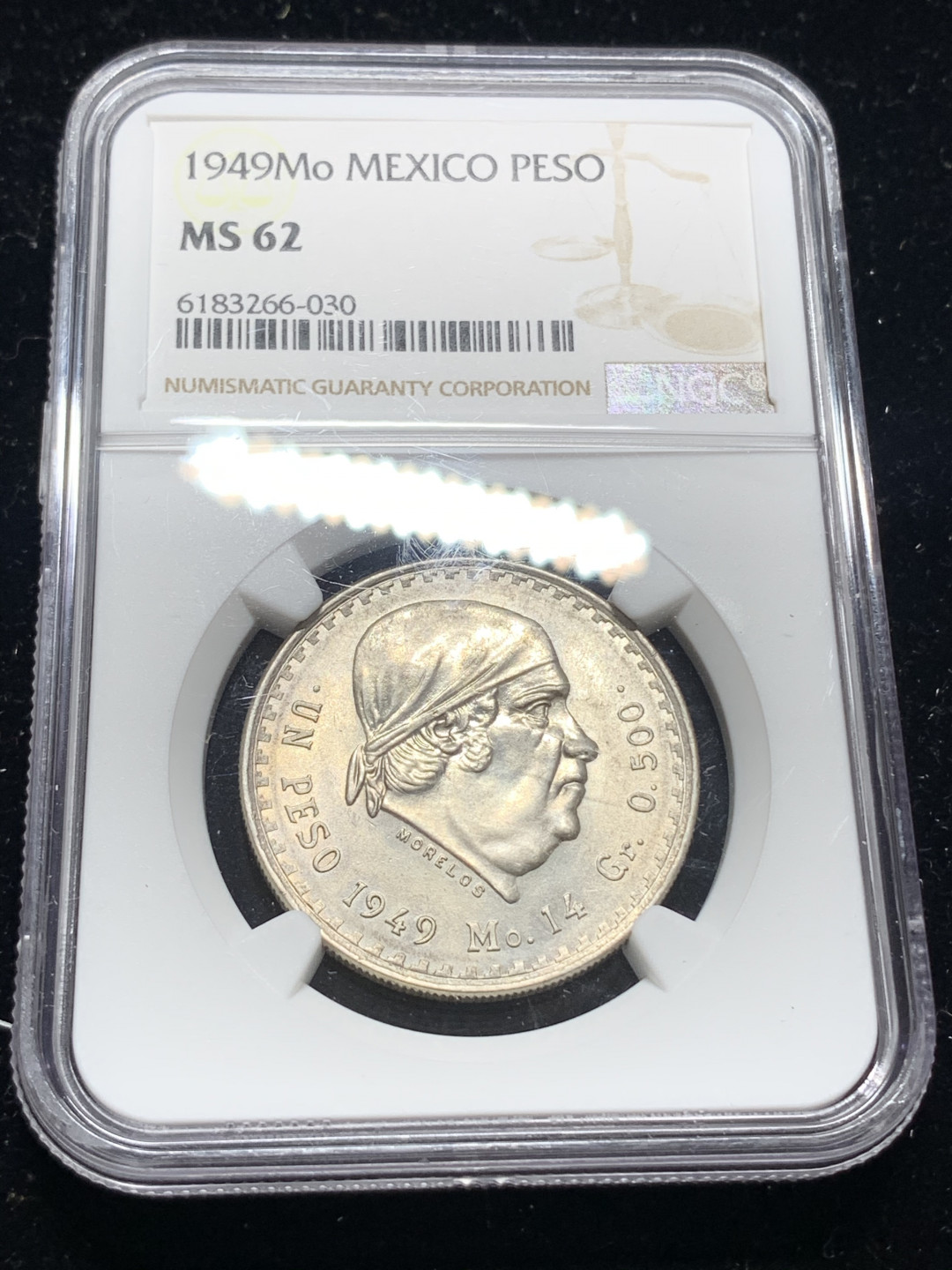 《竞宝斋》钱币微拍-第5场（0佣金包邮） NGC-MS62 墨西哥 1949年 1比索 鹰洋 银币 HA-58-63分的拍卖价格在2640美元到3840美元！稀缺品种，此版中的极其稀少的年份