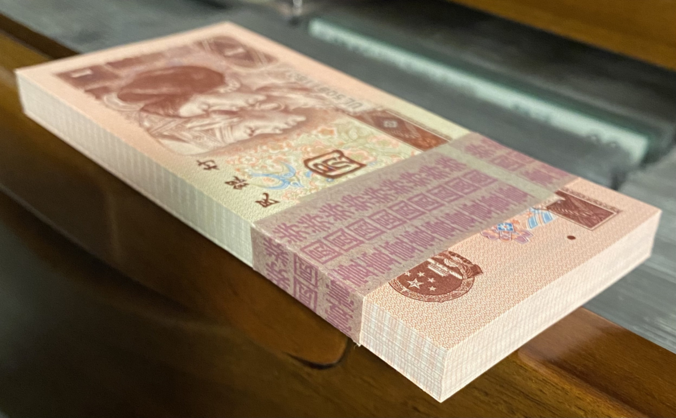 大黄蜂拍卖第21期 961裸币UL50811601百连，绝品无斑