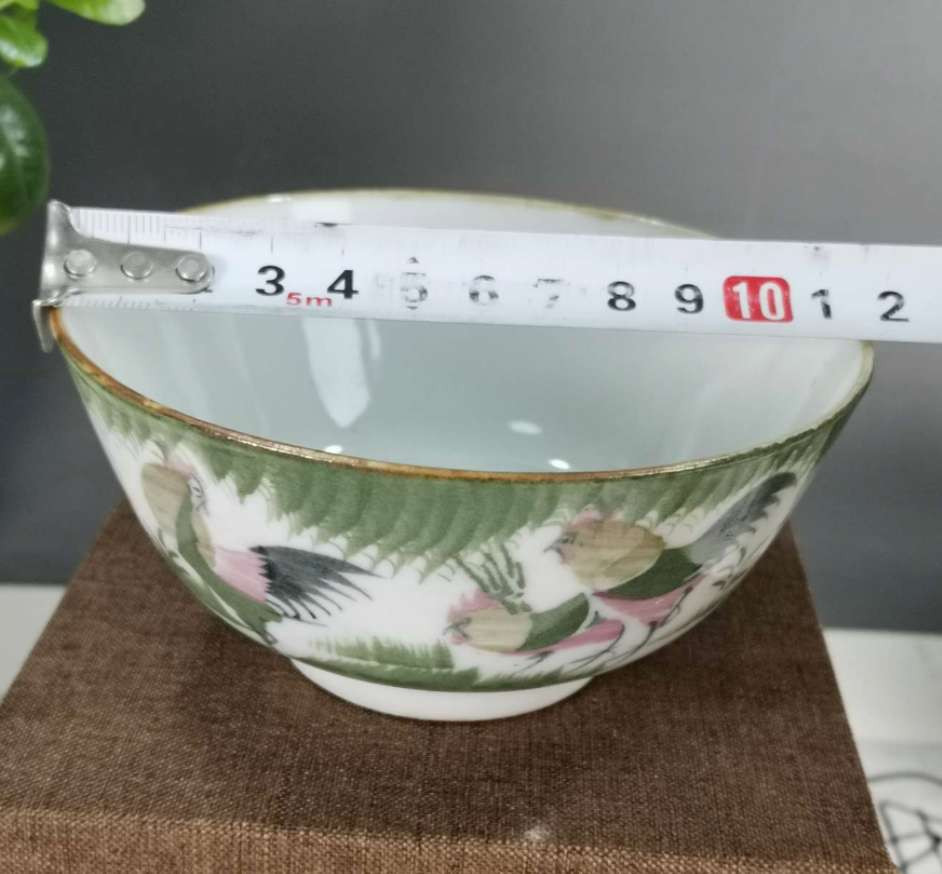N&C 第十六期: 精品古董文物专场 全品～民国釉下彩鸡公碗 超精，超细，釉下粉彩，非常高级，胎薄玉化度高，寓意好，鸿运当头，收藏佳品！