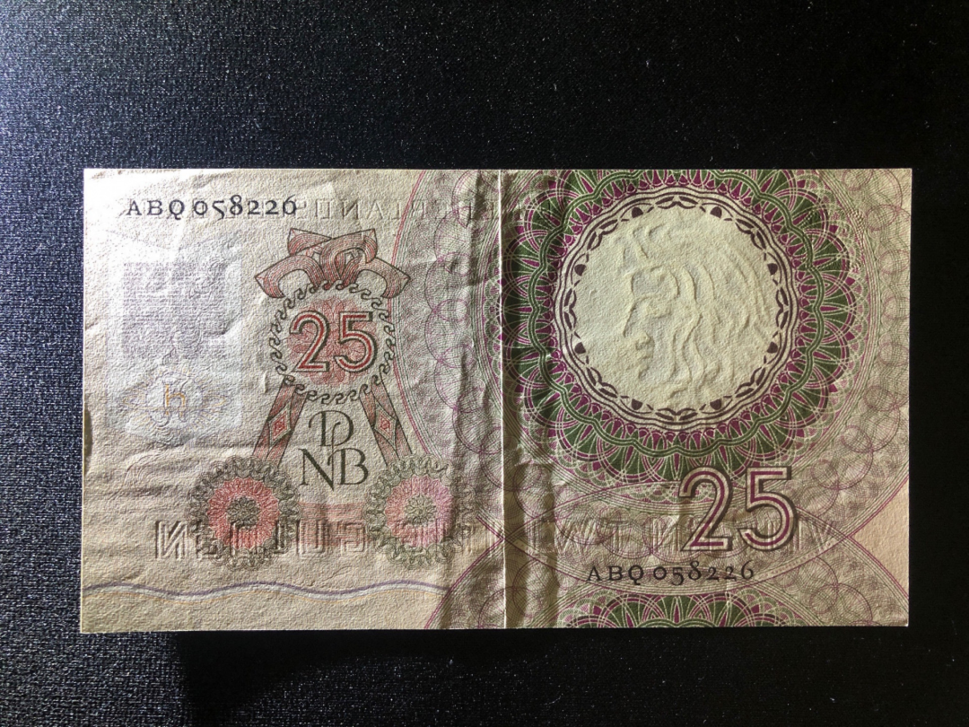 《张总收藏》37期—国庆精品 荷兰25盾 AU品相中间有道硬折 1955年 天文学家惠更斯