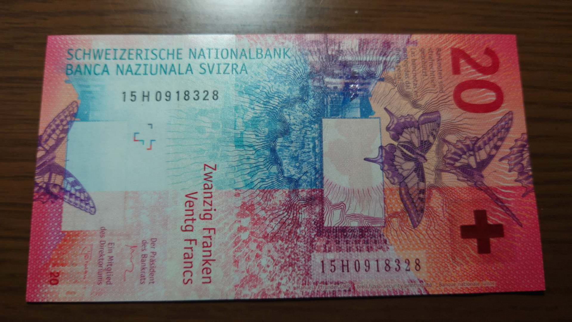 今晚八点半【囧羊收藏】精选微拍第38期暨2021年第二十九期 评级裸钞混合场 2015年瑞士20法郎 全程无47尾8 全新UNC