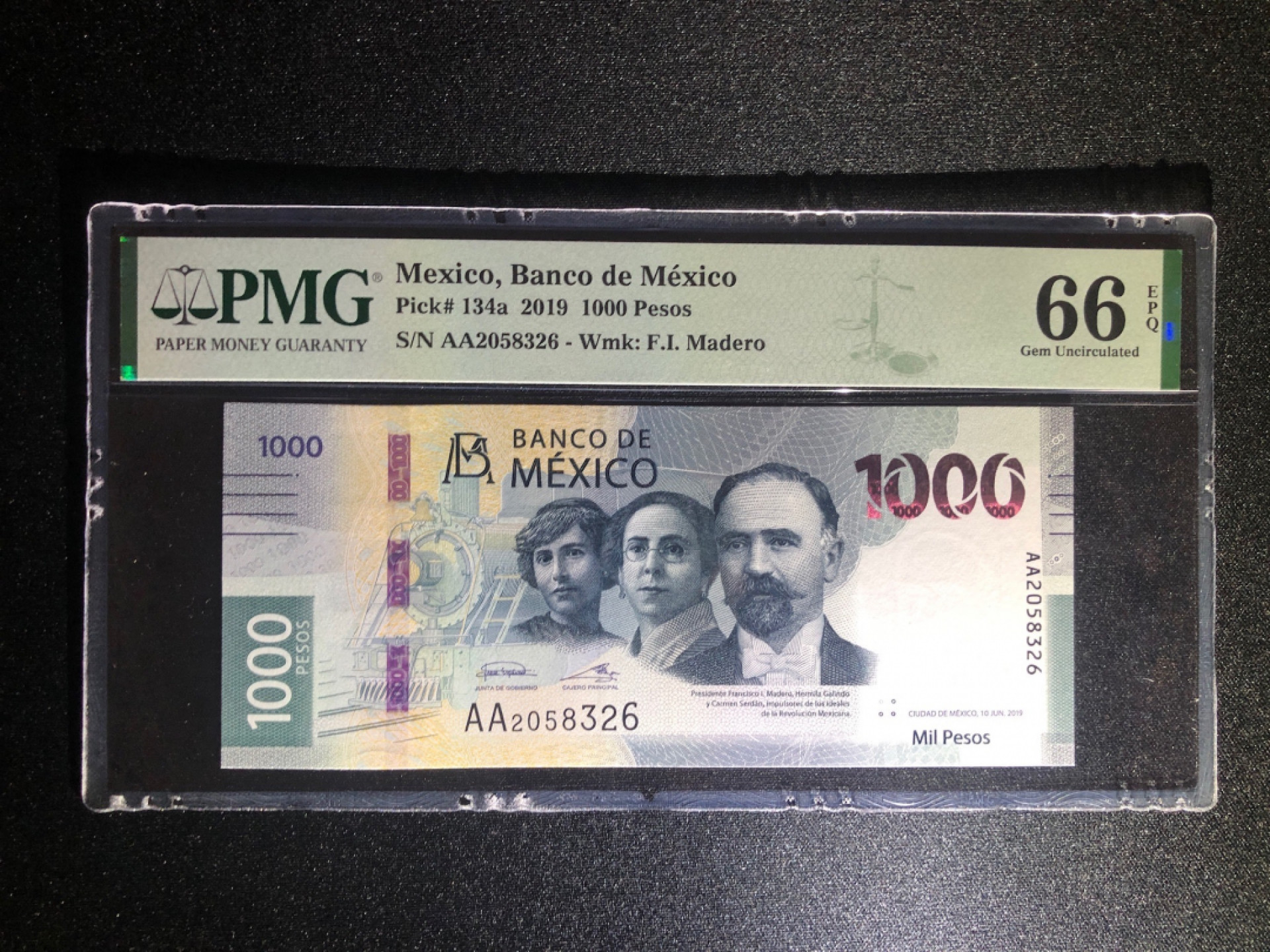 《张总收藏》37期—国庆精品 墨西哥1000比索 PMG66E AA冠无47 2019年