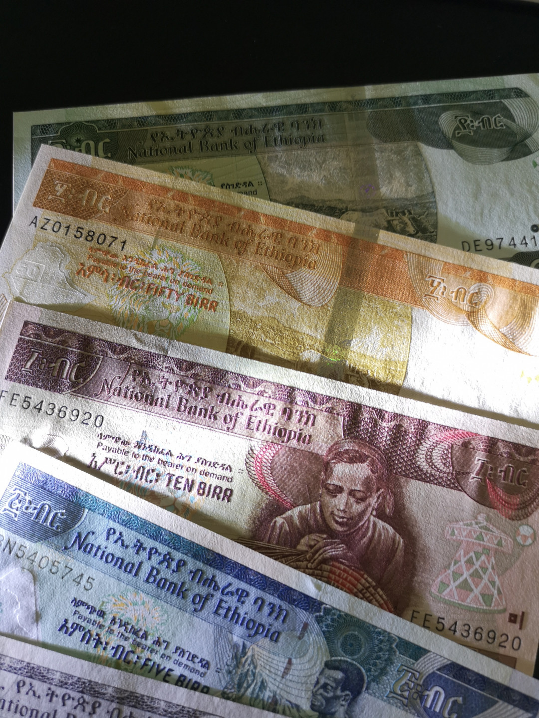 《外钞收藏家》第一百三十期拍卖 埃塞俄比亚5张一套 全新UNC