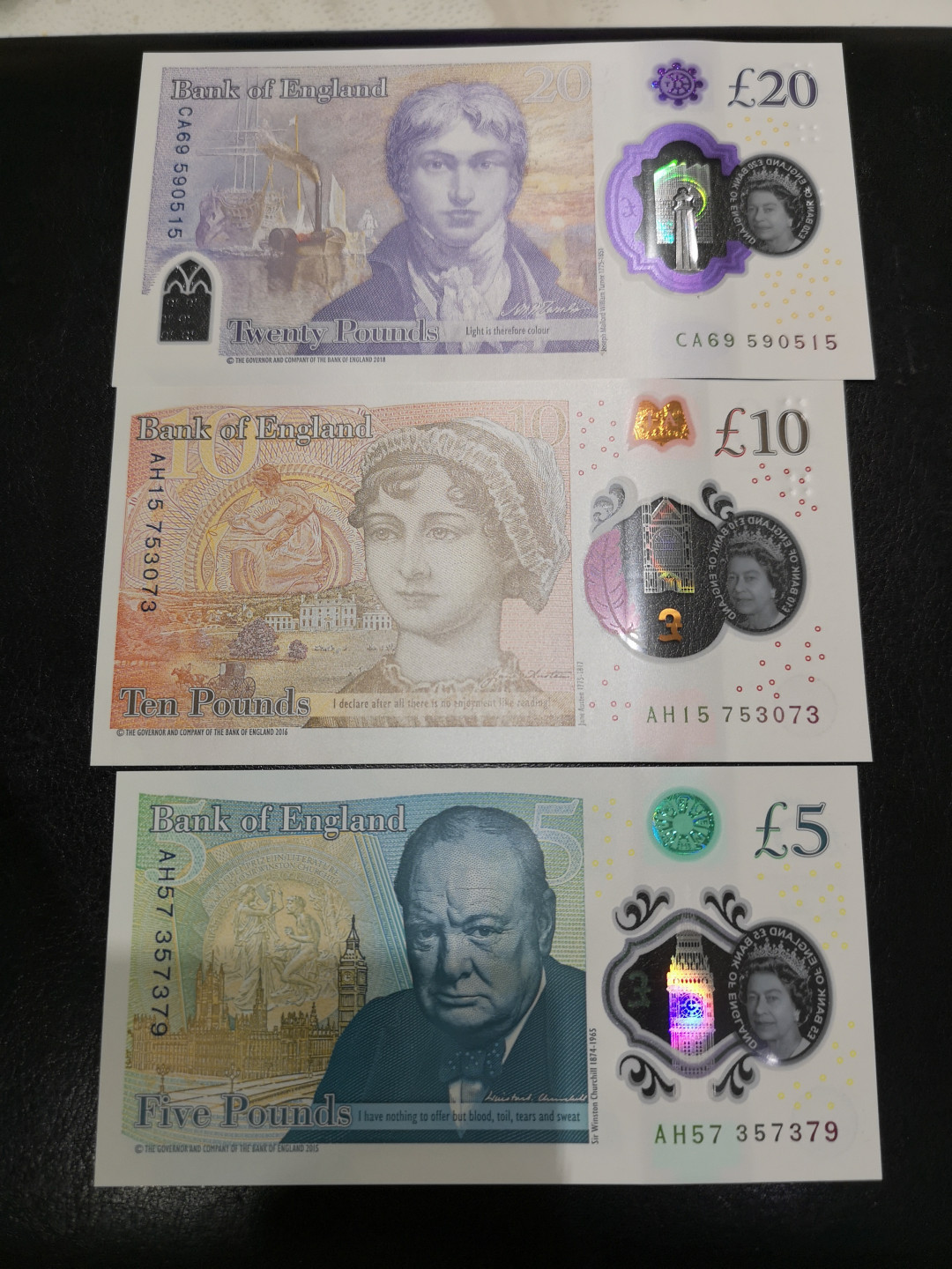 《外钞收藏家》第一百三十期拍卖 最新版英国5、10、20镑 三张 全新UNC