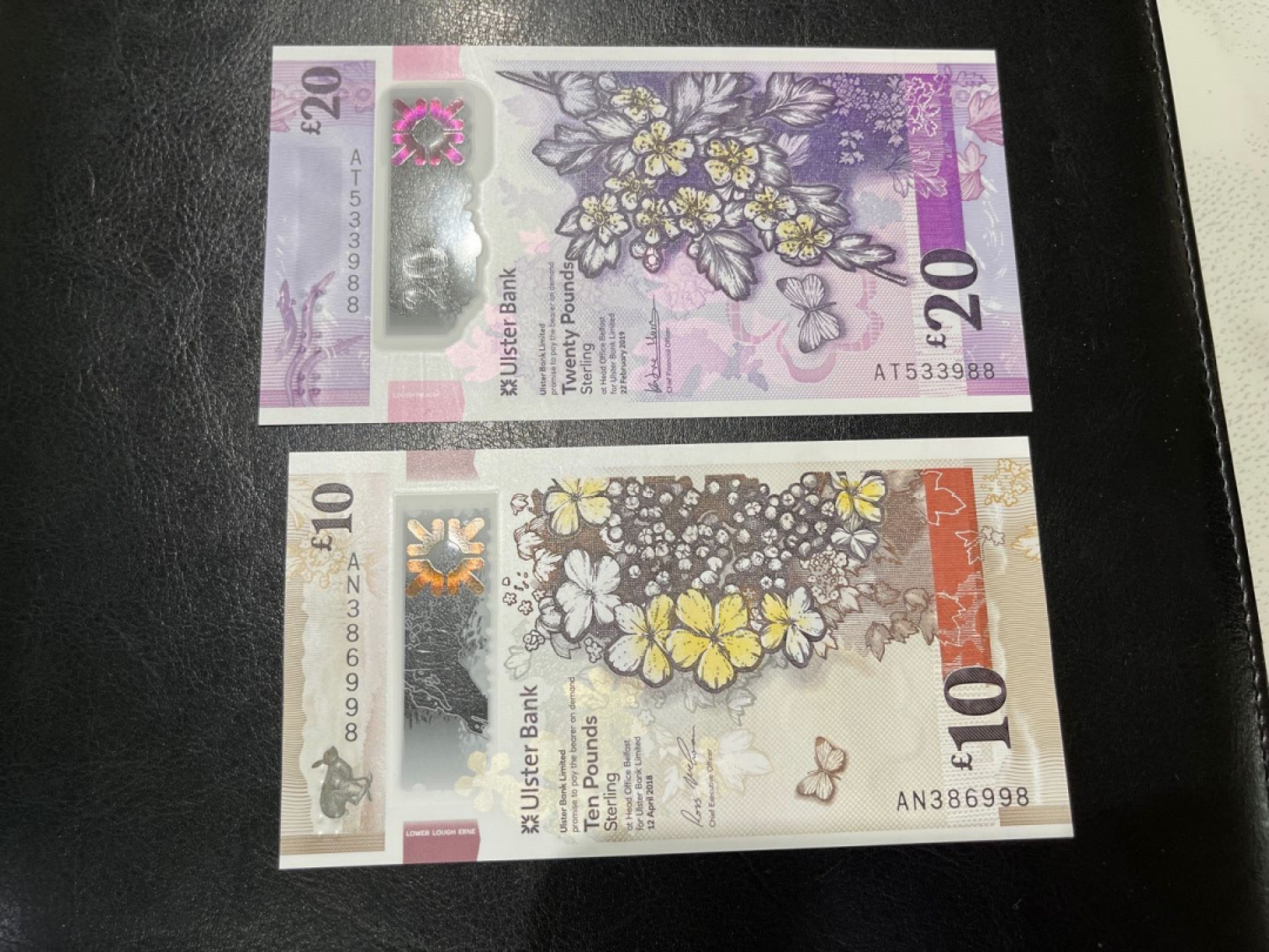 《外钞收藏家》第一百三十期拍卖 北爱尔兰10、20镑 两张一起 全新UNC 无47尾8 20镑尾88 号码都非常好