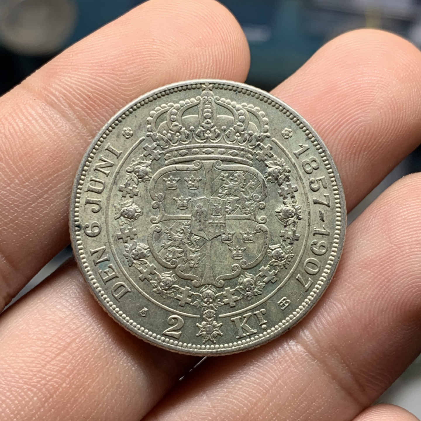 《竞宝斋》钱币微拍-第7场（不限金额顺丰包邮） 瑞典 1907年 金婚2克朗 原光银币 14.9g，31mm