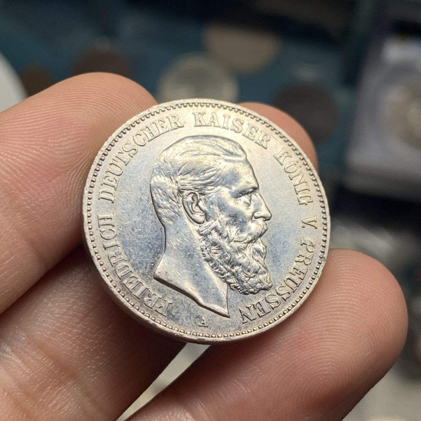 《竞宝斋》钱币微拍-第7场（不限金额顺丰包邮） 德国普鲁士 1888年 三皇年弗雷德里希 2马克 好品银币 10.8g，27.8mm