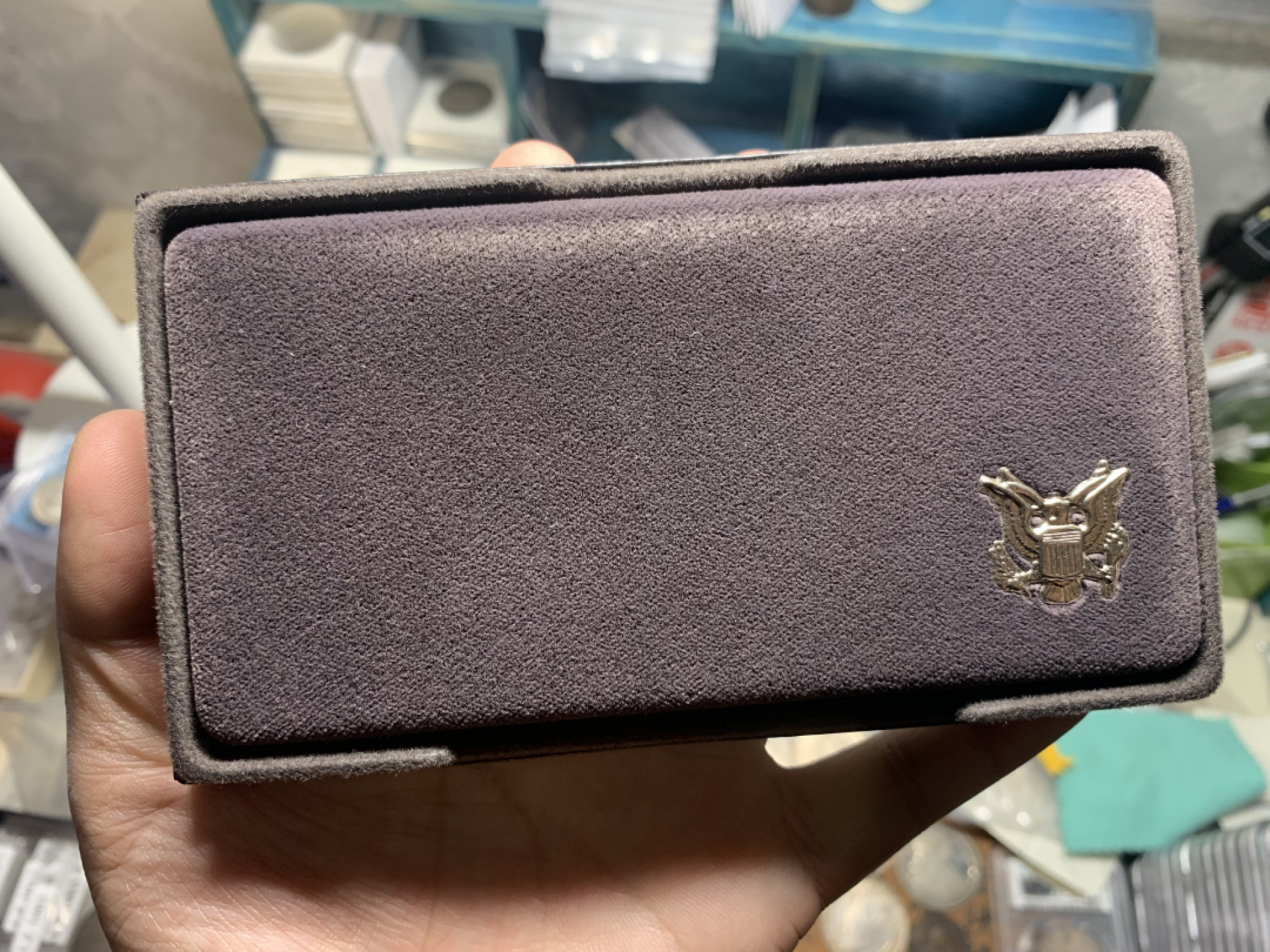 《竞宝斋》钱币微拍-第7场（不限金额顺丰包邮） 美国 1989年 “我们相信上帝” 1元银币 和 半圆镍币 精制 原盒证书 非常完美