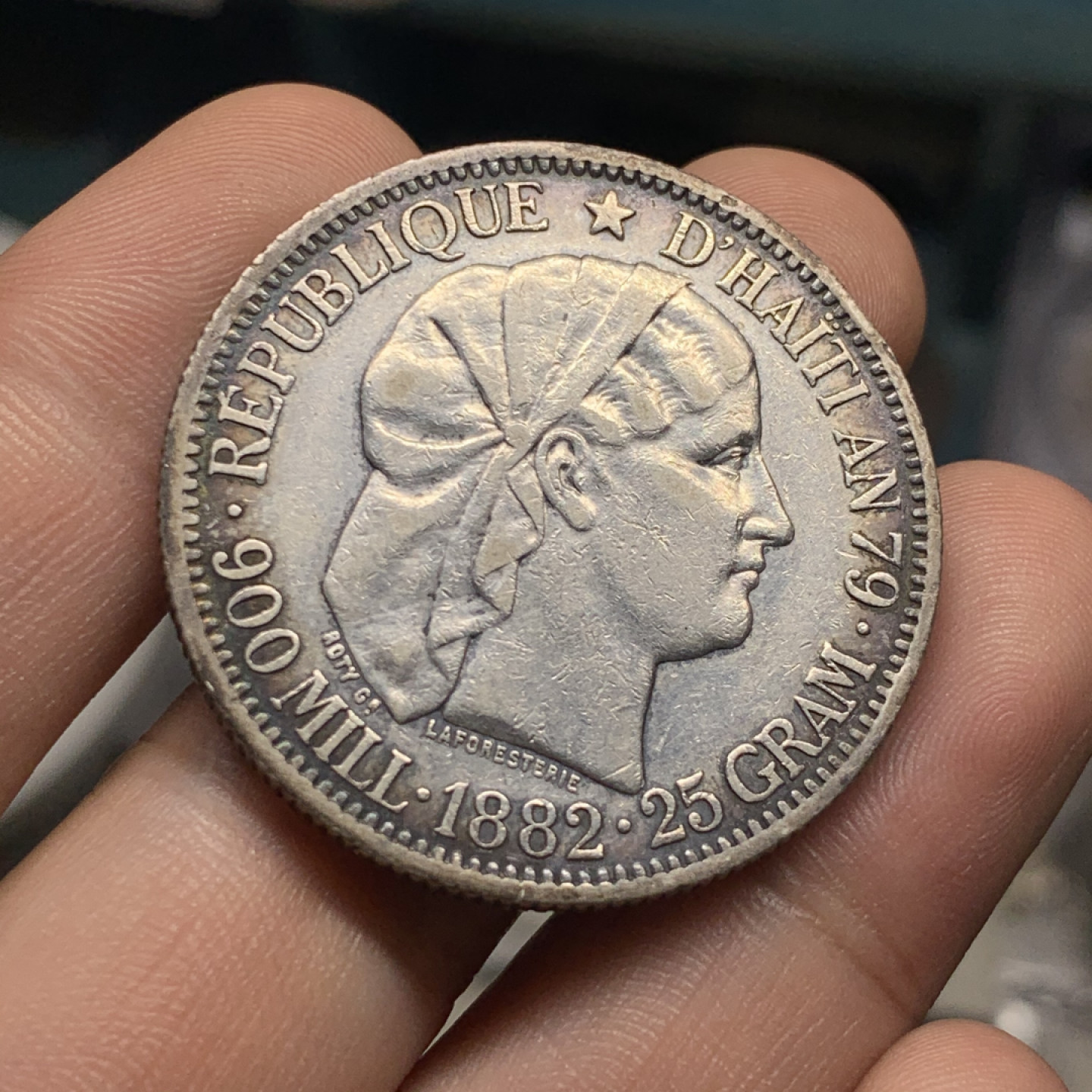 《竞宝斋》钱币微拍-第7场（不限金额顺丰包邮） 好品相 海地 1882年 1古德 自由女神大银币 24.9g，37.6mm