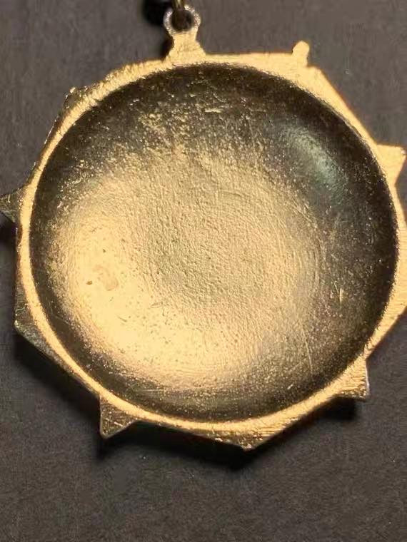 顺兴典藏奖章专拍场 苏联奖章，苏联卫国战争胜利25周年奖章，异形章，铝制颁发量较少