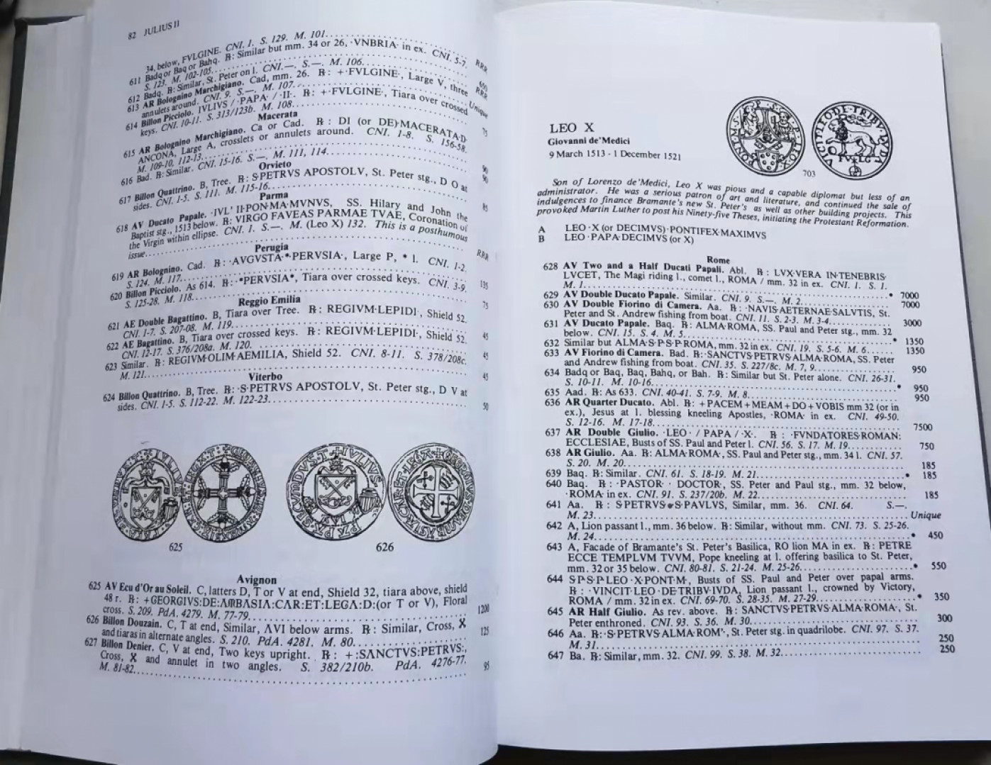凡希社世界钱币微拍第一百七十二期 经典！作者亲笔签名版 教皇国钱币目录 布面精装无封套 九品 附录币图77页