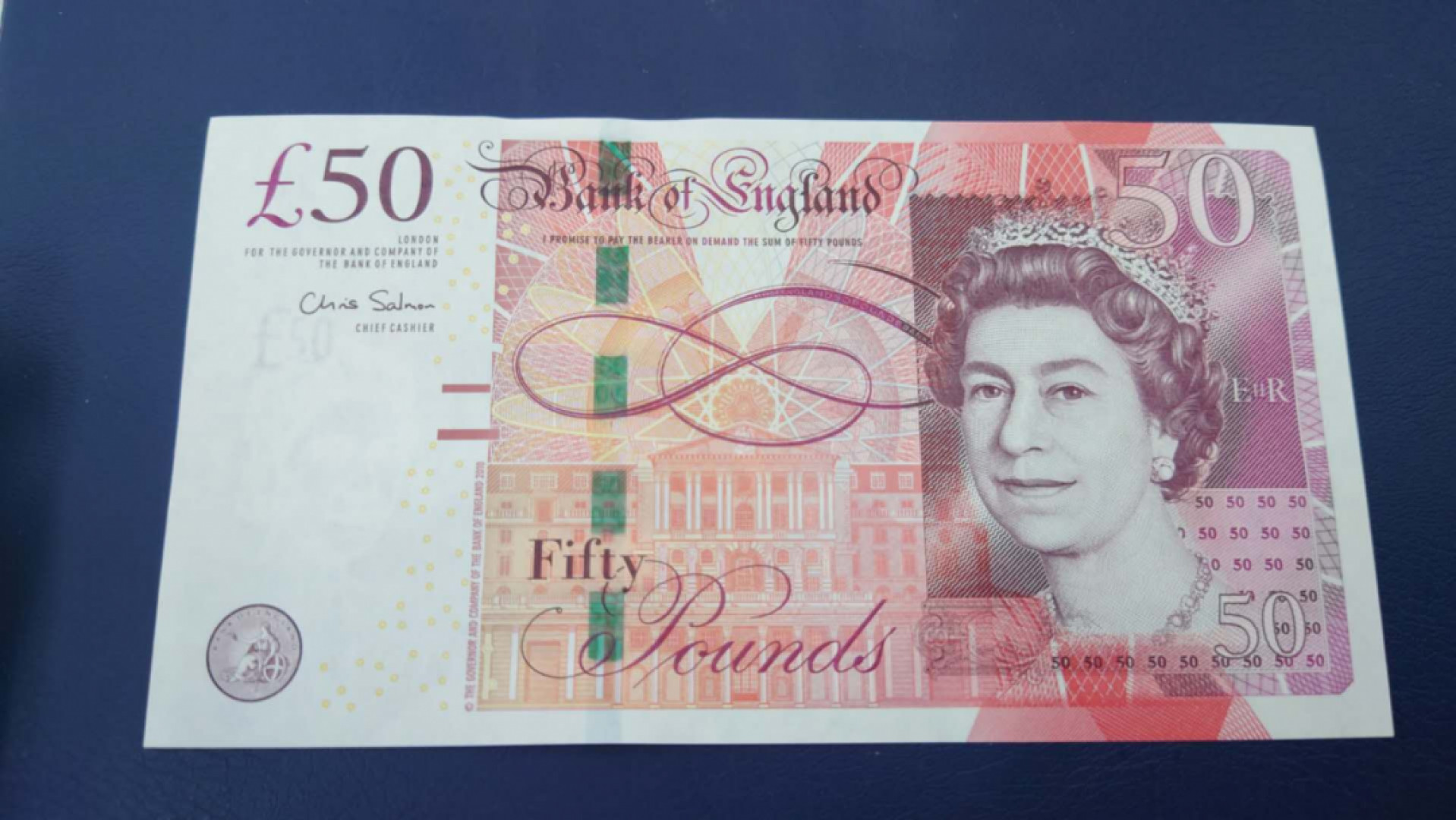 今晚八点半【囧羊收藏】精选微拍第38期暨2021年第二十九期 评级裸钞混合场 2010年英国F序列50镑 AA冠 全程无4号码全新UNC