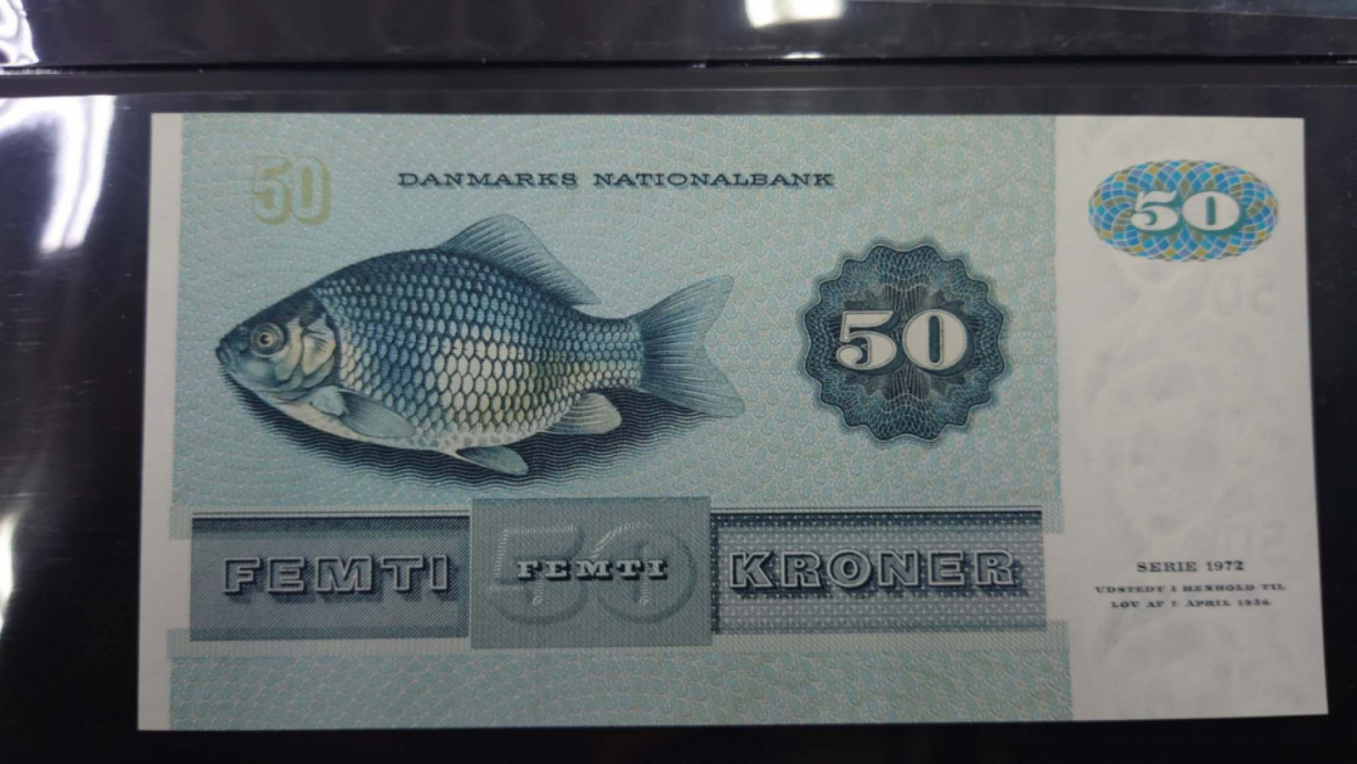 今晚八点半【囧羊收藏】精选微拍第38期暨2021年第二十九期 评级裸钞混合场 1997年丹麦50克朗 欧洲鲫鱼 全新UNC无47