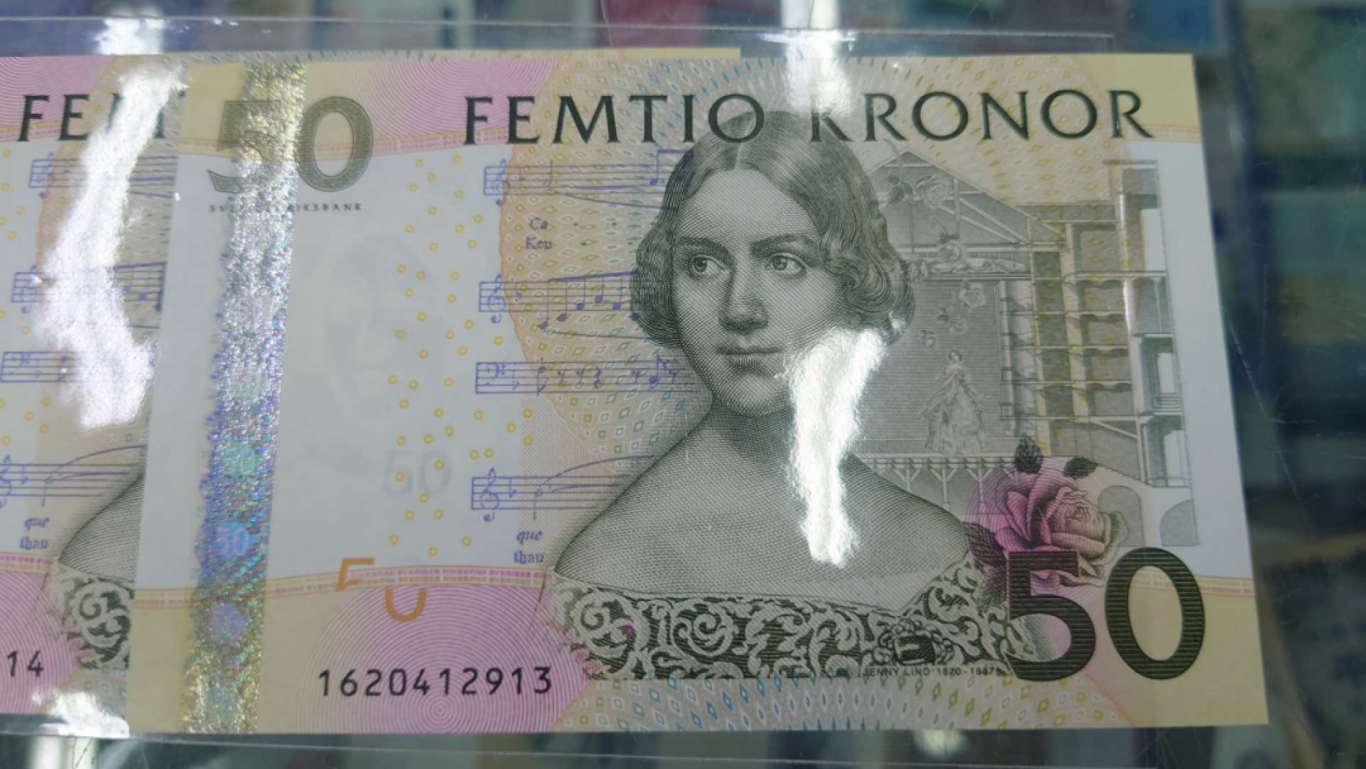 今晚八点半【囧羊收藏】精选微拍第38期暨2021年第二十九期 评级裸钞混合场 瑞典50克朗 夜莺再版 全新UNC尾号13