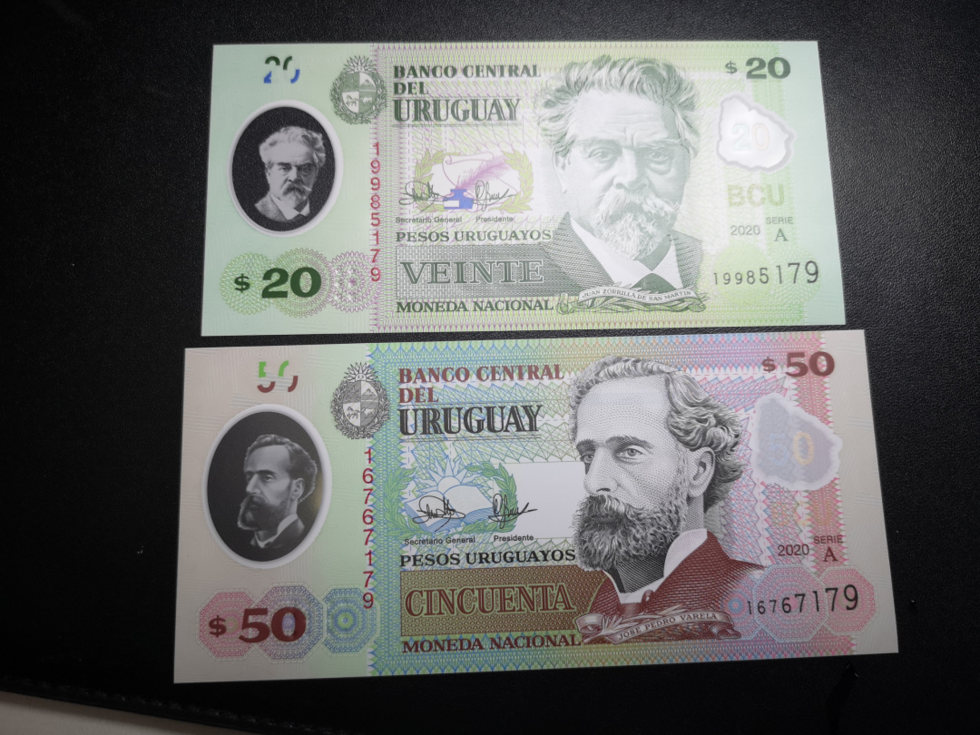《外钞收藏家》金九银十双拍9号场（总133期）（本期72件） 2020年乌拉圭20、50一对 尾三同179  全新UNC