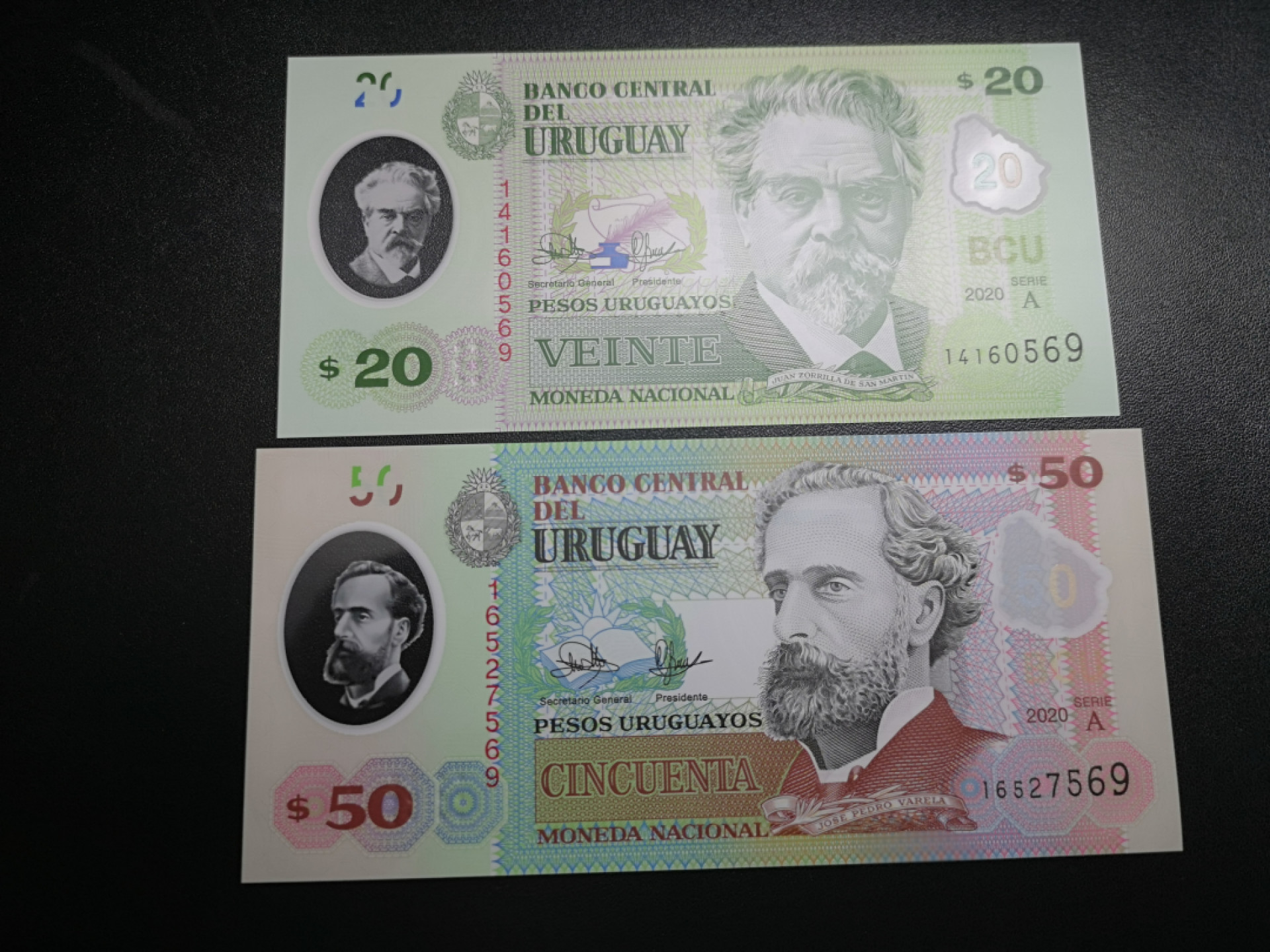 《外钞收藏家》金九银十双拍9号场（总133期）（本期72件） 2020年乌拉圭20、50一对 尾三同569  全新UNC