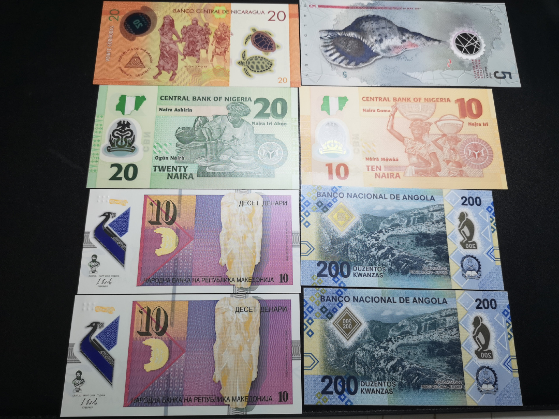 《外钞收藏家》金九银十双拍9号场（总133期）（本期72件） 六个国家塑料钞 8张 全新UNC