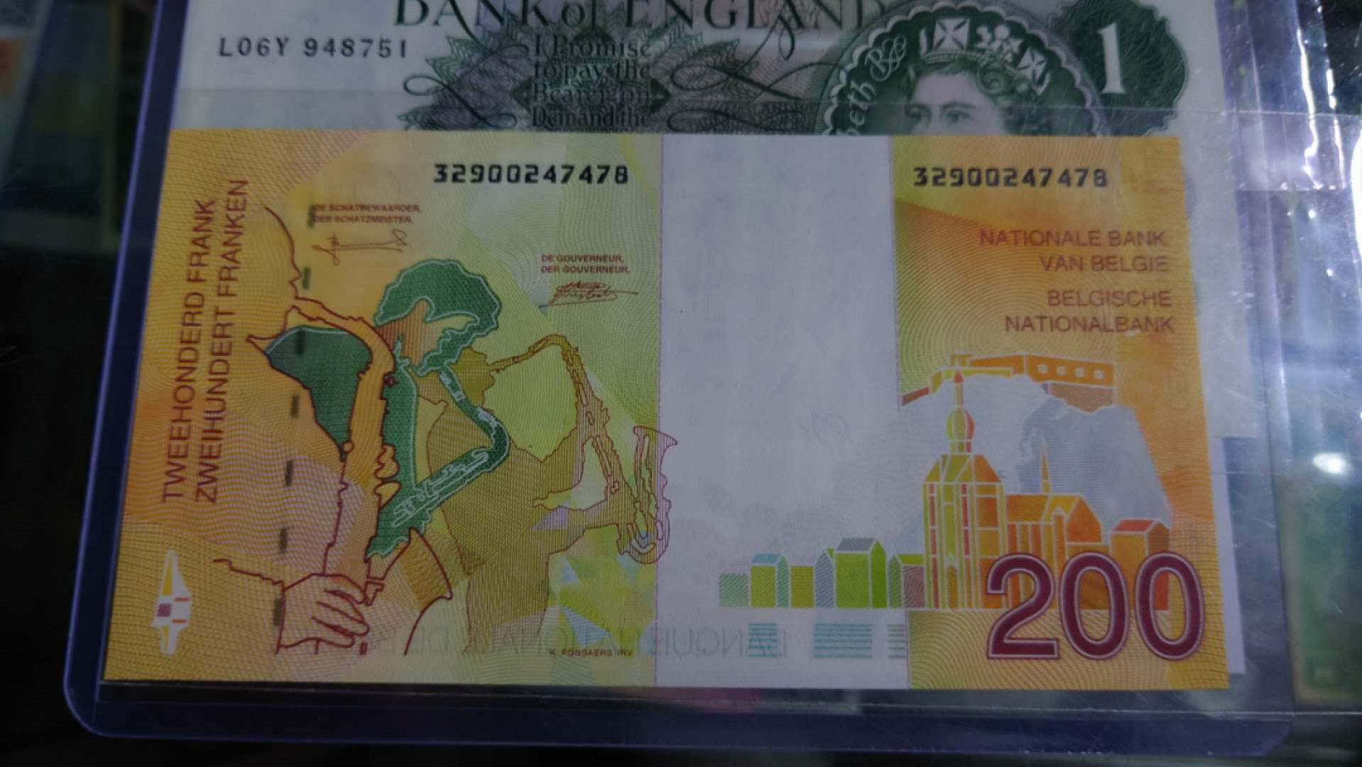 今晚八点半【囧羊收藏】精选微拍第38期暨2021年第二十九期 评级裸钞混合场 比利时200法郎 全新UNC