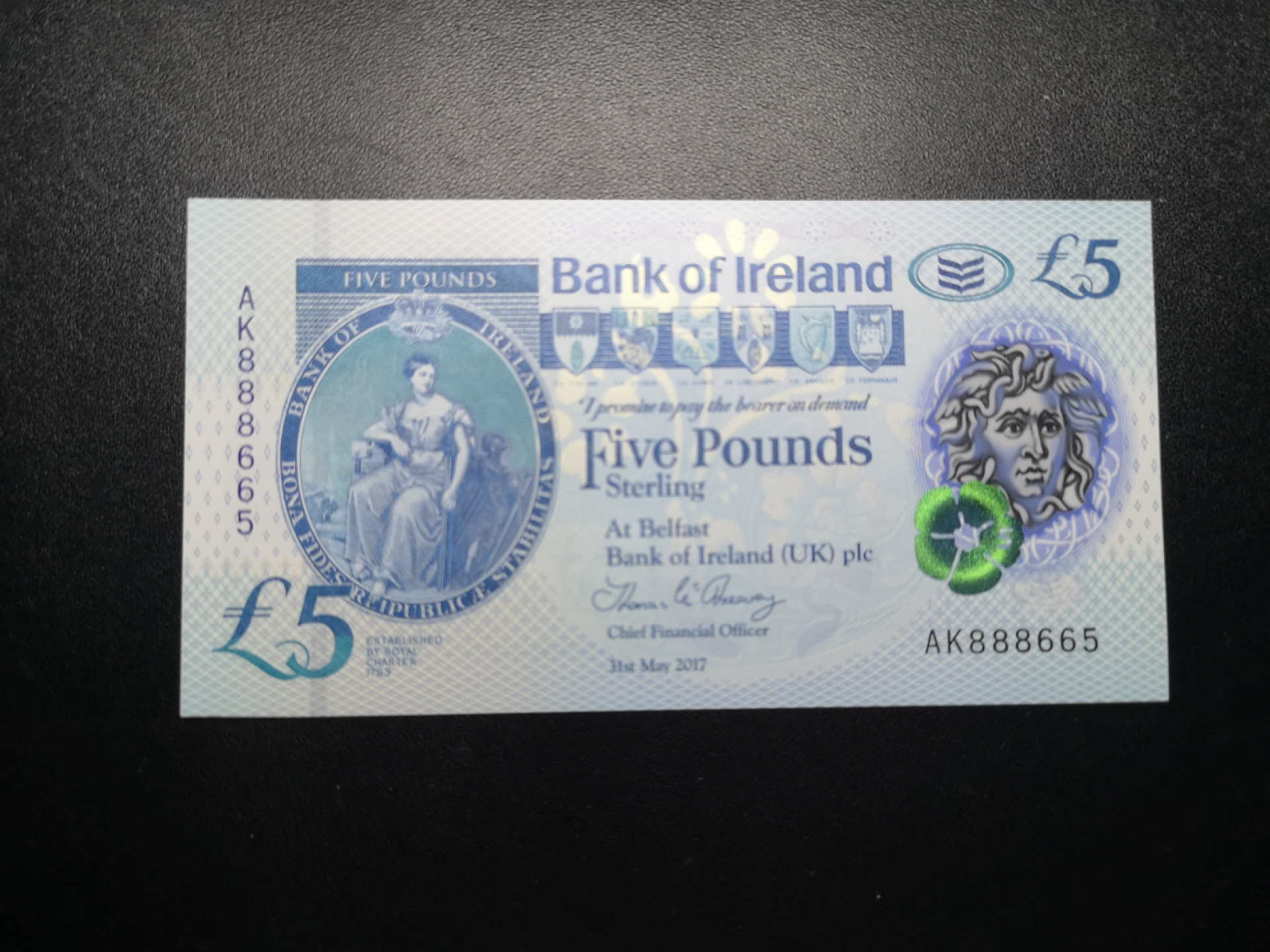 《外钞收藏家》金九银十双拍9号场（总133期）（本期72件） 2017年最新版北爱尔兰5镑 888头靓号 全新UNC