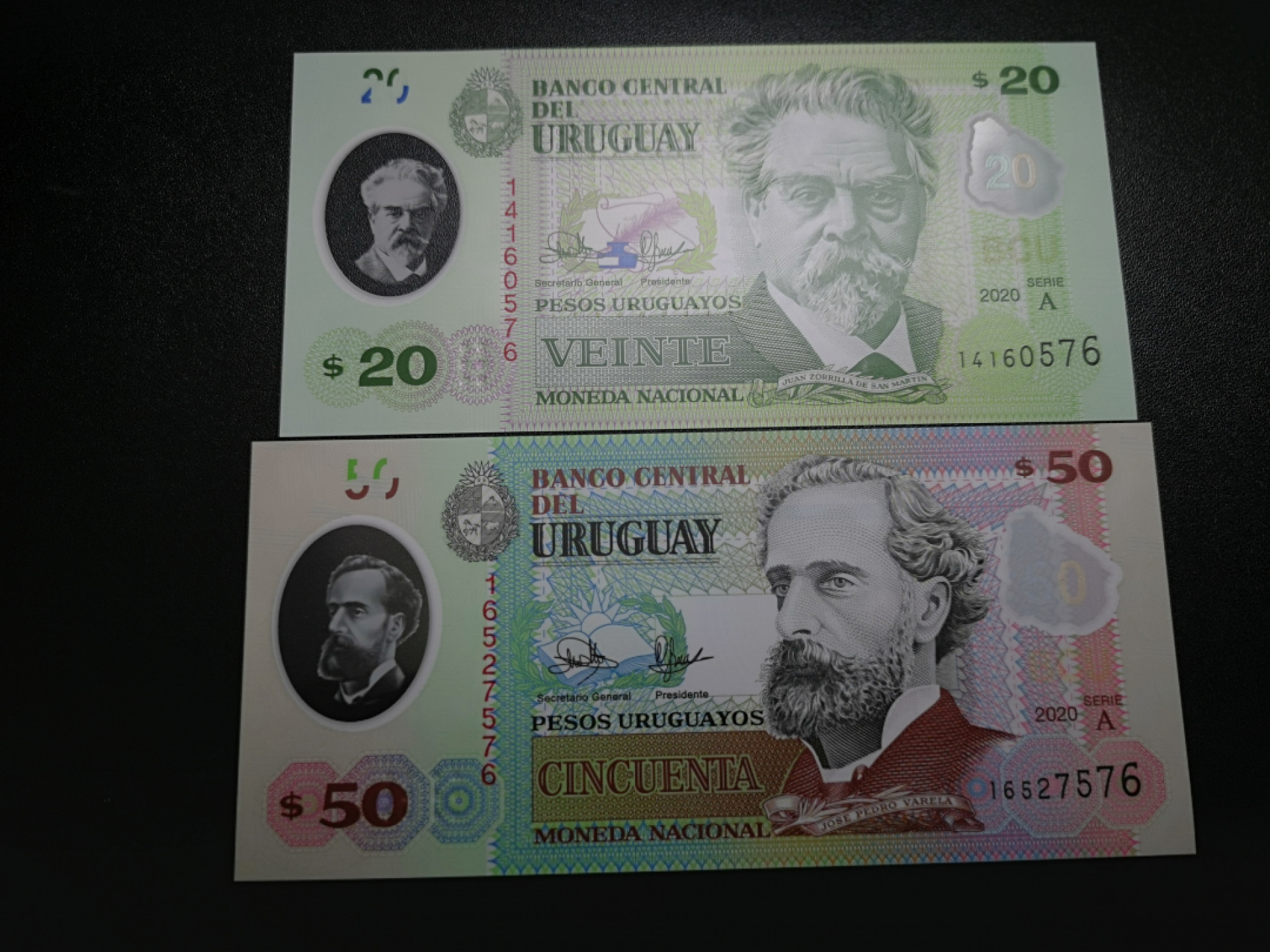 《外钞收藏家》金九银十双拍9号场（总133期）（本期72件） 2020年乌拉圭20、50一对 尾三同576  全新UNC
