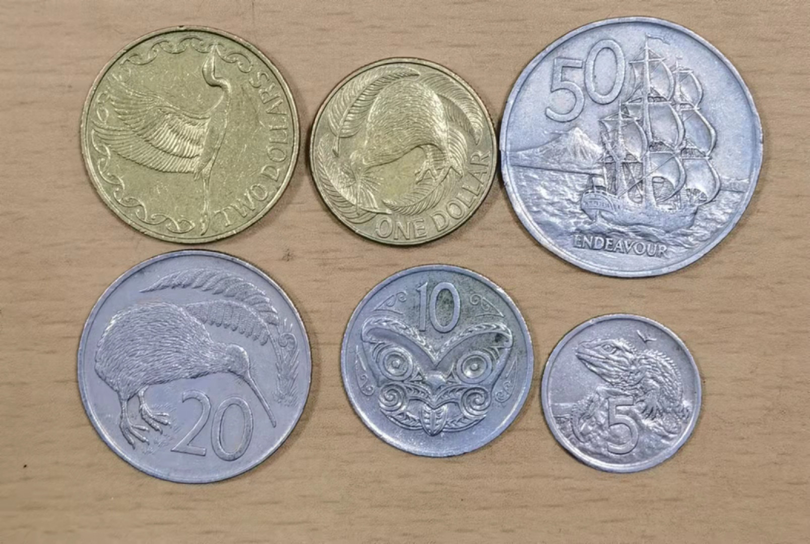北京马甸外国币微拍第六十一期，非贵金属外国流通币，纪念币专场，陆续上新欢迎关注 新西兰