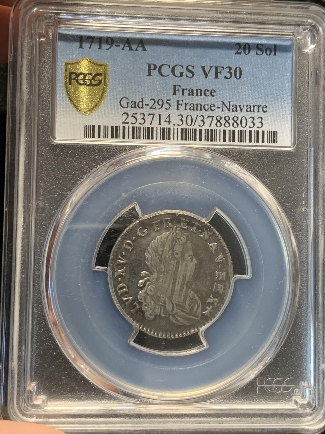 《竞宝斋》钱币微拍-第8场（不限金额顺丰包邮） PCGS VF30  稀少 法国1719年 路易十五 20S 银币 人像面为减重痕 大小与国币库平1.44相当