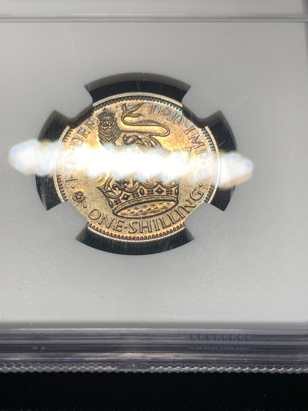 《竞宝斋》钱币微拍-第8场（不限金额顺丰包邮） NGC-PF62 英国1937年乔治六世精制1先令 英格兰版 NGC编号：6183874-007 背面带彩