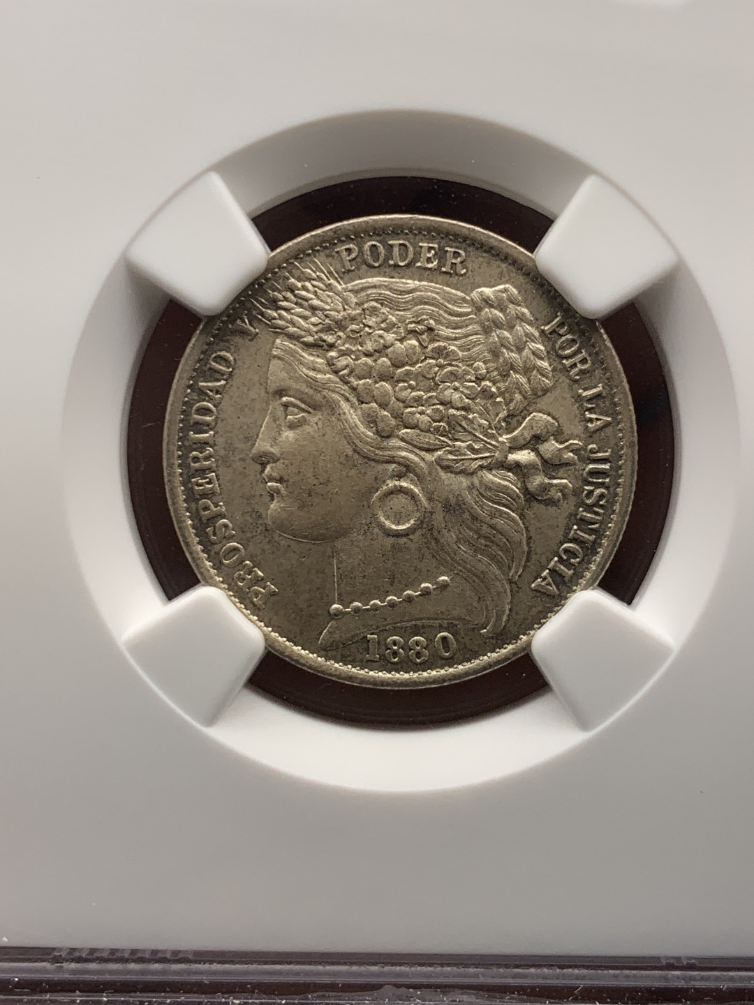 《竞宝斋》钱币微拍-第8场（不限金额顺丰包邮） 冠军分 NGC-MS65 秘鲁 1880年 1比塞塔 带点版 谷物女神银币 一流的状态