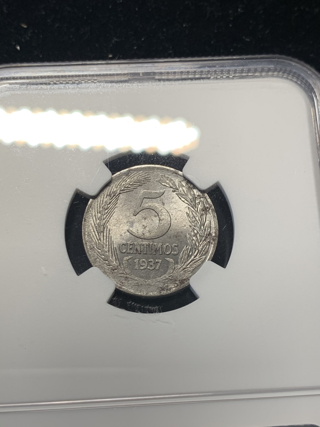 《竞宝斋》钱币微拍-第8场（不限金额顺丰包邮） NGC-UNC 西班牙 1937年 内战5分 铁币 带转光 非常难得的状态 一般见到的都是品弱带铁锈