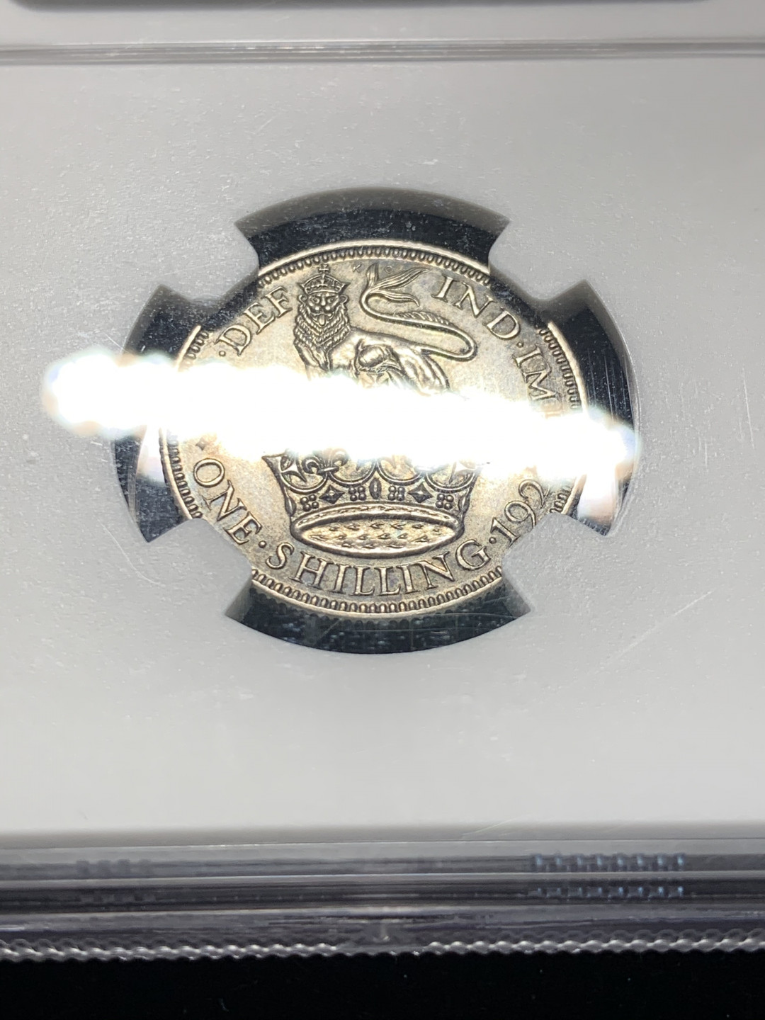 《竞宝斋》钱币微拍-第8场（不限金额顺丰包邮） NGC-PF62 英国1927年乔治五世精制1先令 NGC编号：4898210-044