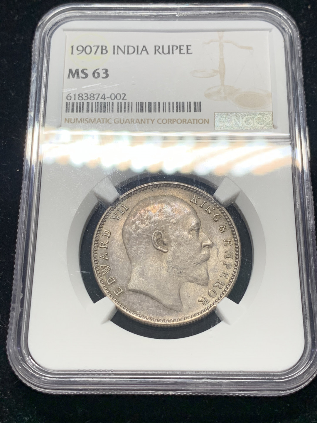 《竞宝斋》钱币微拍-第8场（不限金额顺丰包邮） NGC-MS63 英属印度1907B爱德华七世1卢比 NGC编号：6183874-002 双面带彩