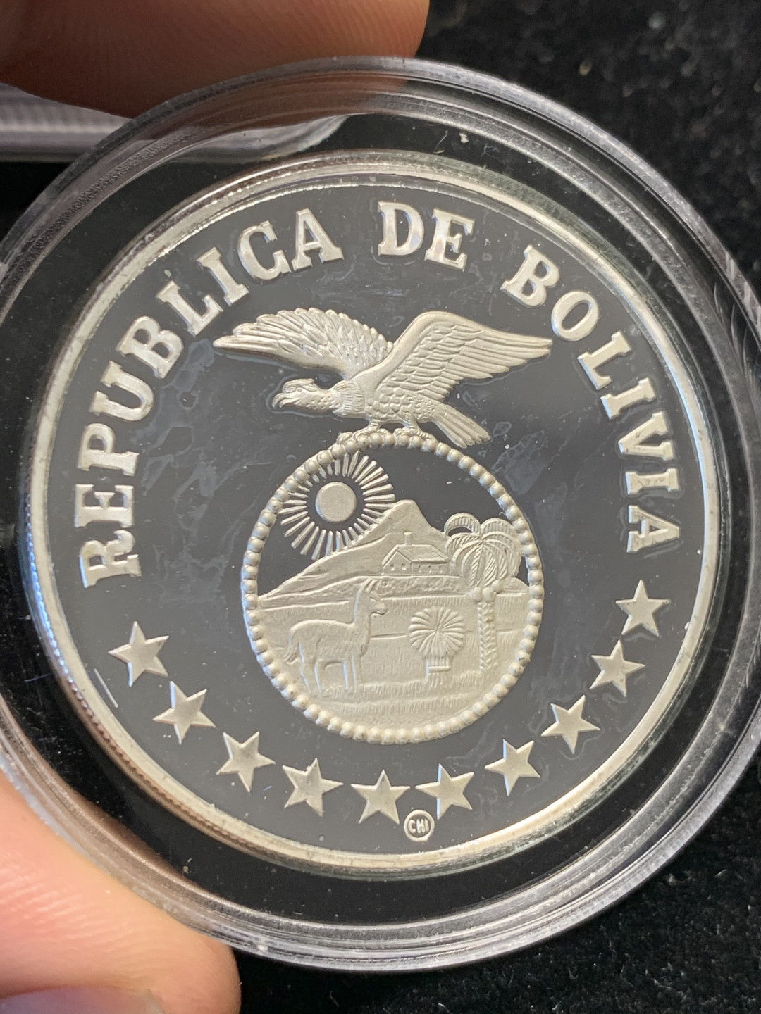 《竞宝斋》钱币微拍-第8场（不限金额顺丰包邮） 玻利维亚 200比索 1979年 儿童年 PROOF大银币 38.7mm，23.2g