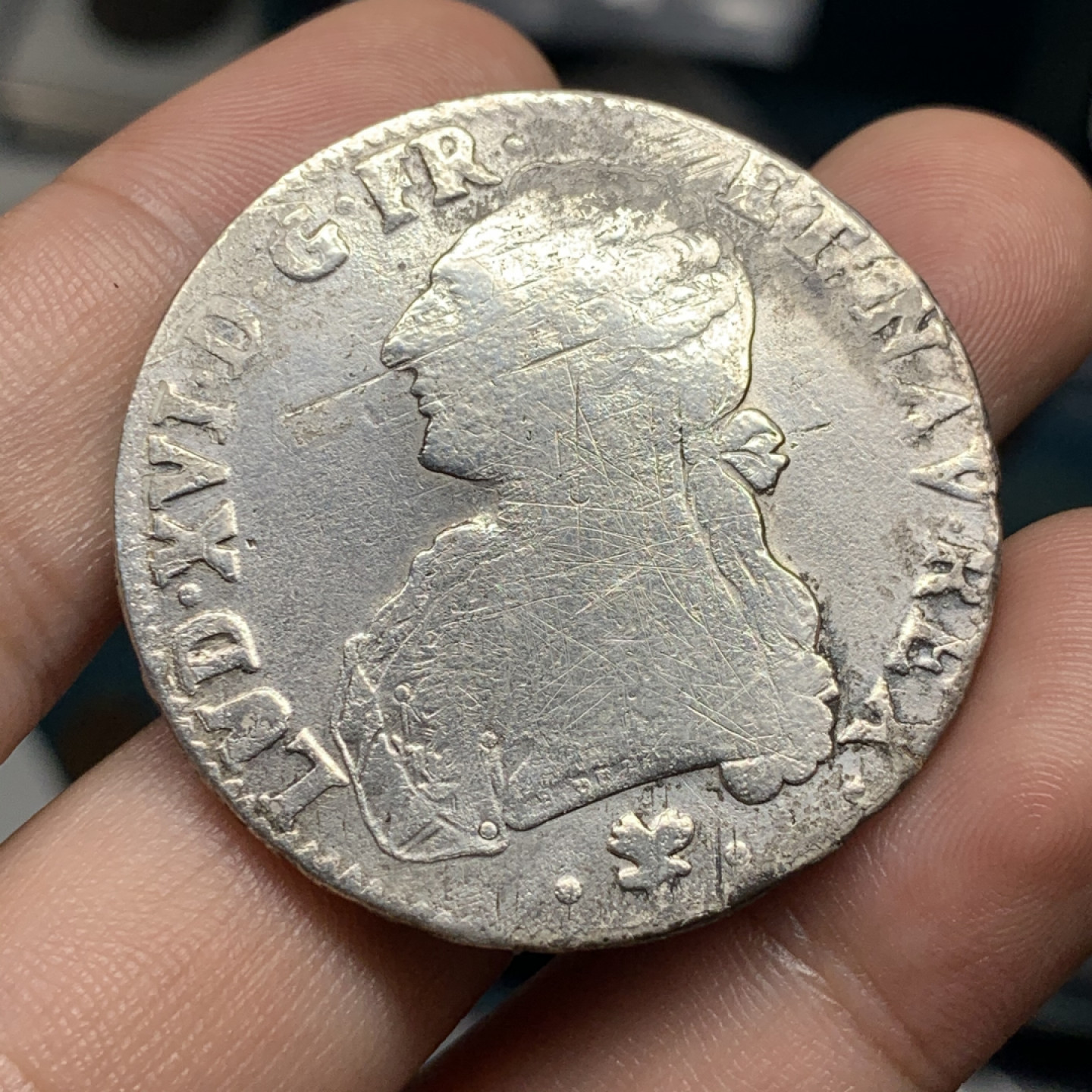 《竞宝斋》钱币微拍-第8场（不限金额顺丰包邮） 法国 1789-L年 路易十六 1埃居 大银币 28.7g，40.6mm